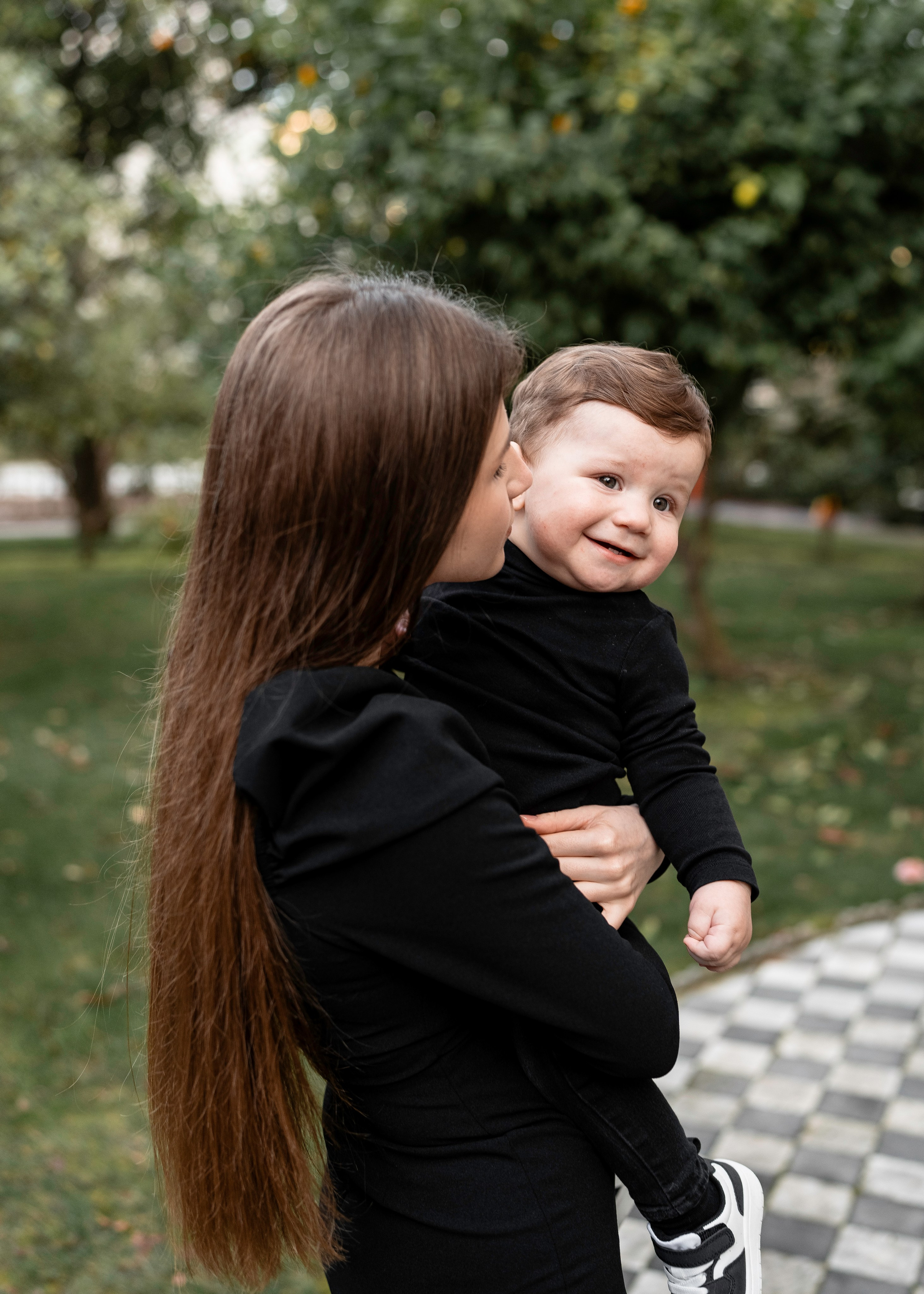 Artem, Nadia & Elisha. Family photographer in Sacramento | Sofia Pavenko