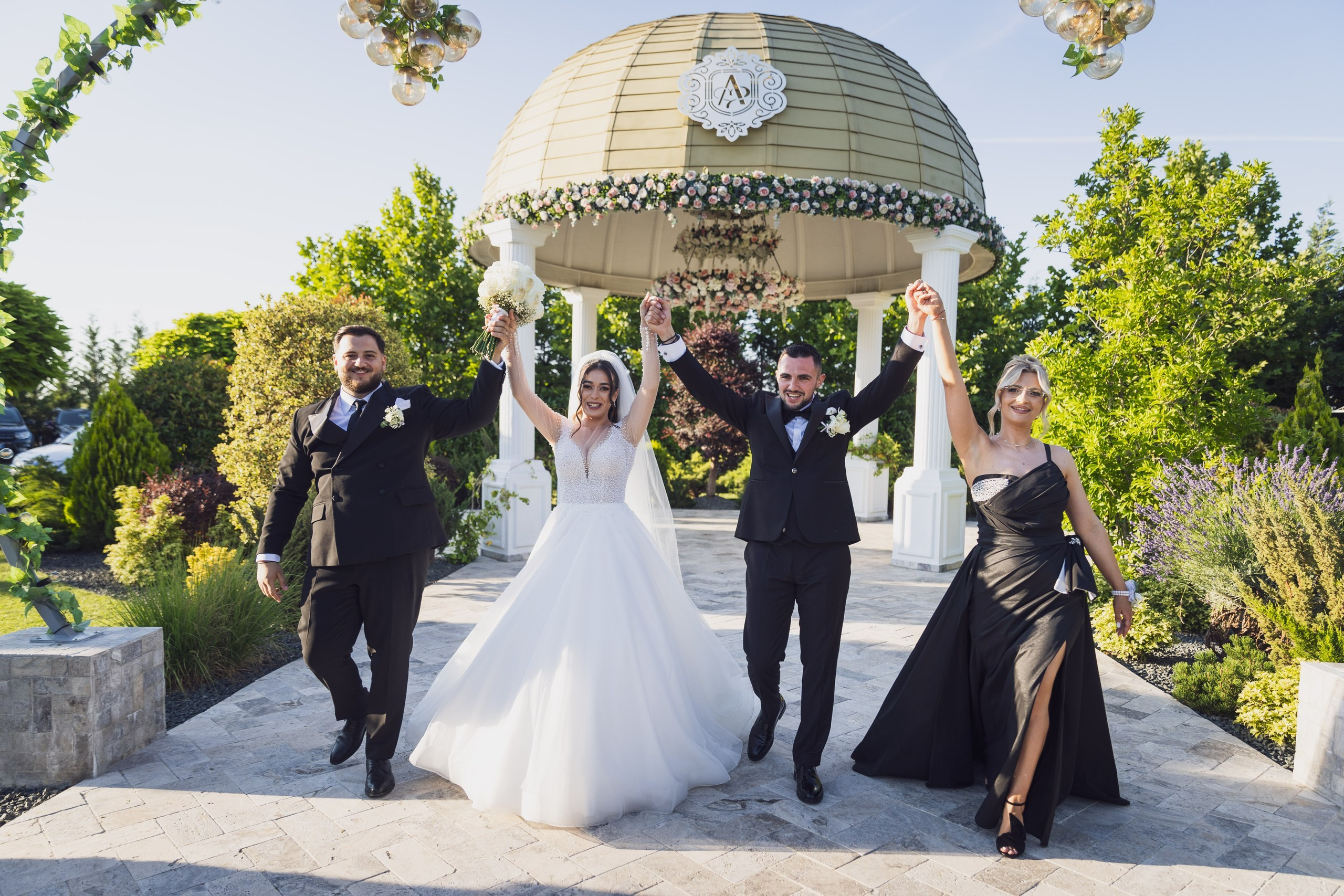 Marius & Alina. Acasă