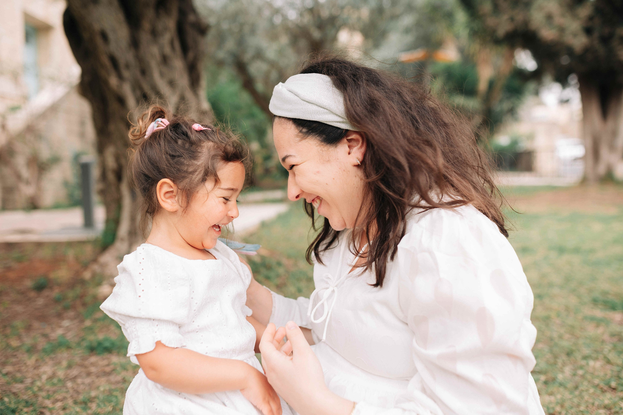 EXPECTING A BABY, JERUSALEM. PHOTOGRAPHER IN ISRAEL
