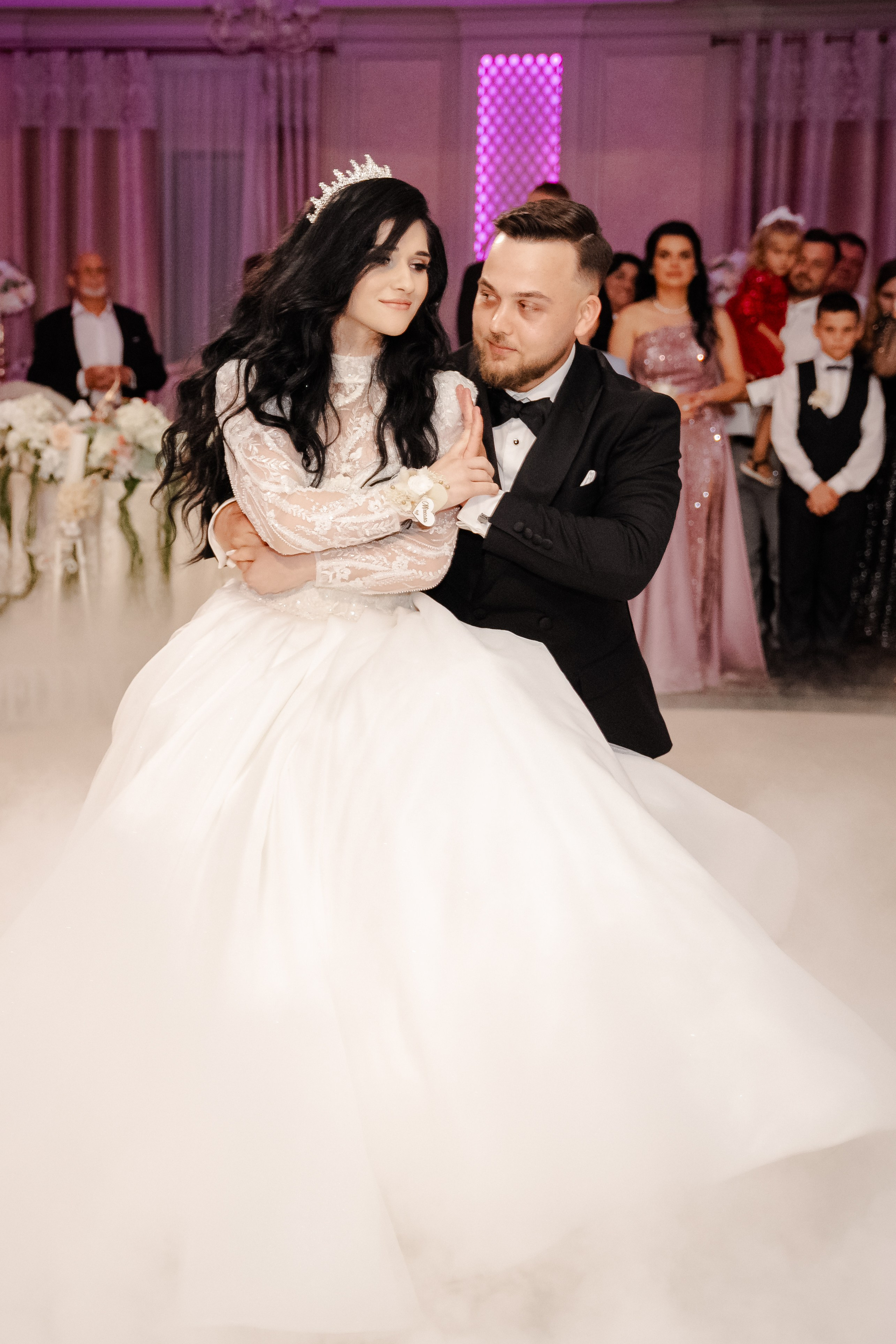 Ana & Laurentiu. Alin Lozovanu — Fotograf de Nuntă Iași