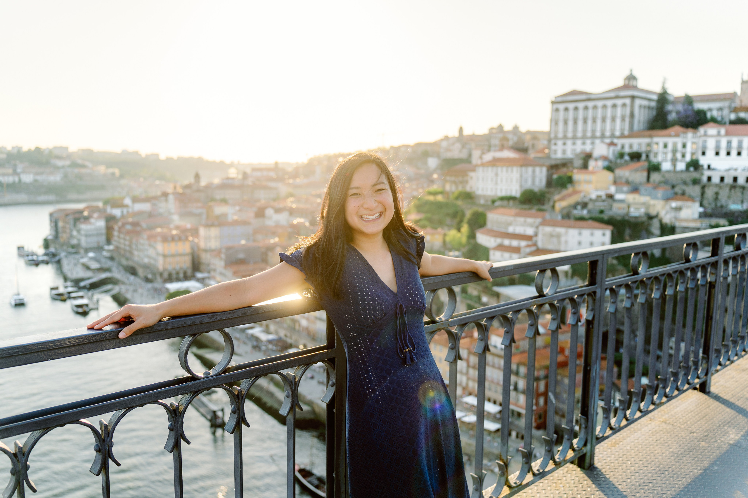 Family photo shoot in Porto. Photographer in Portugal Polina Gotovaya