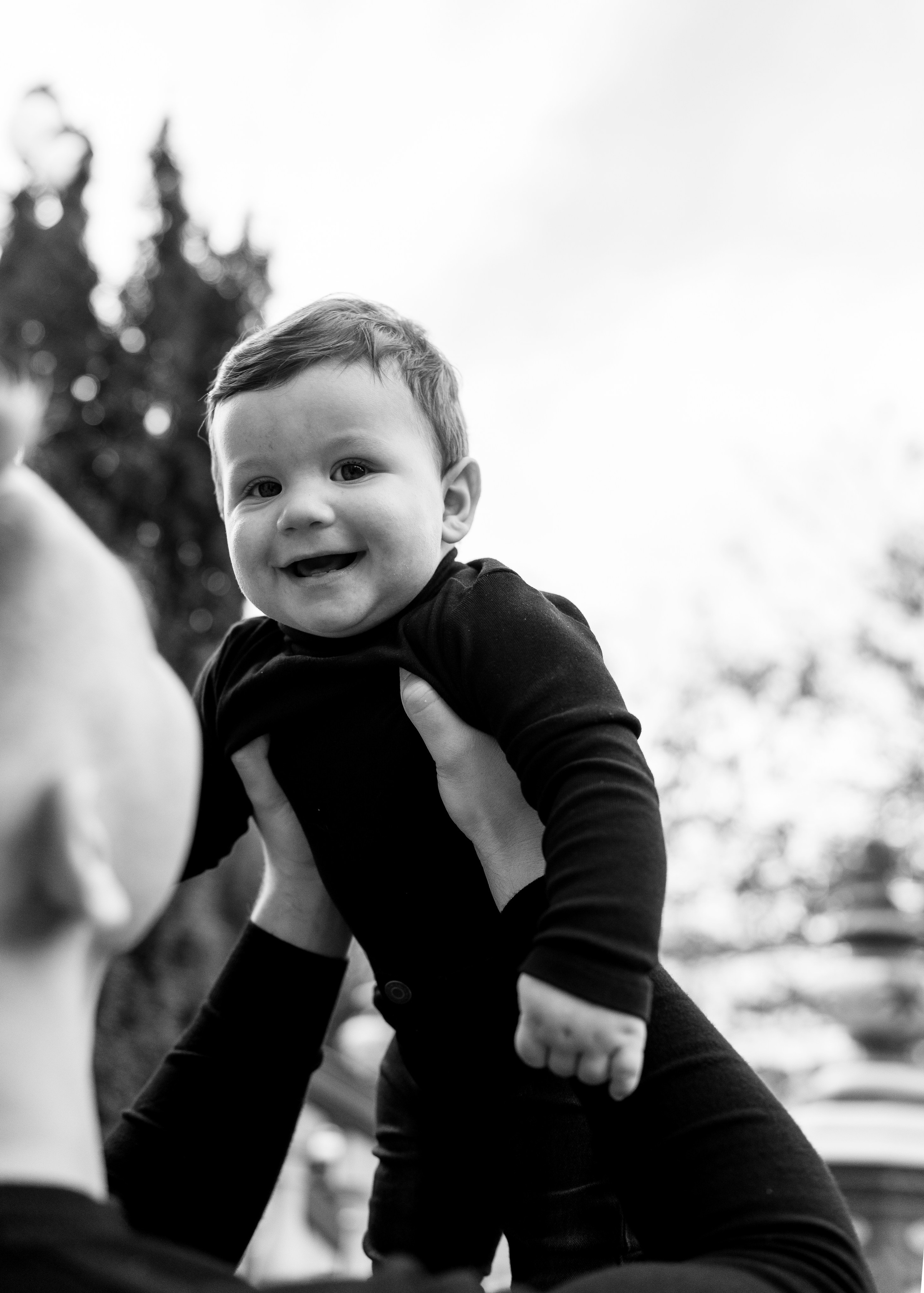 Artem, Nadia & Elisha. Family photographer in Sacramento | Sofia Pavenko