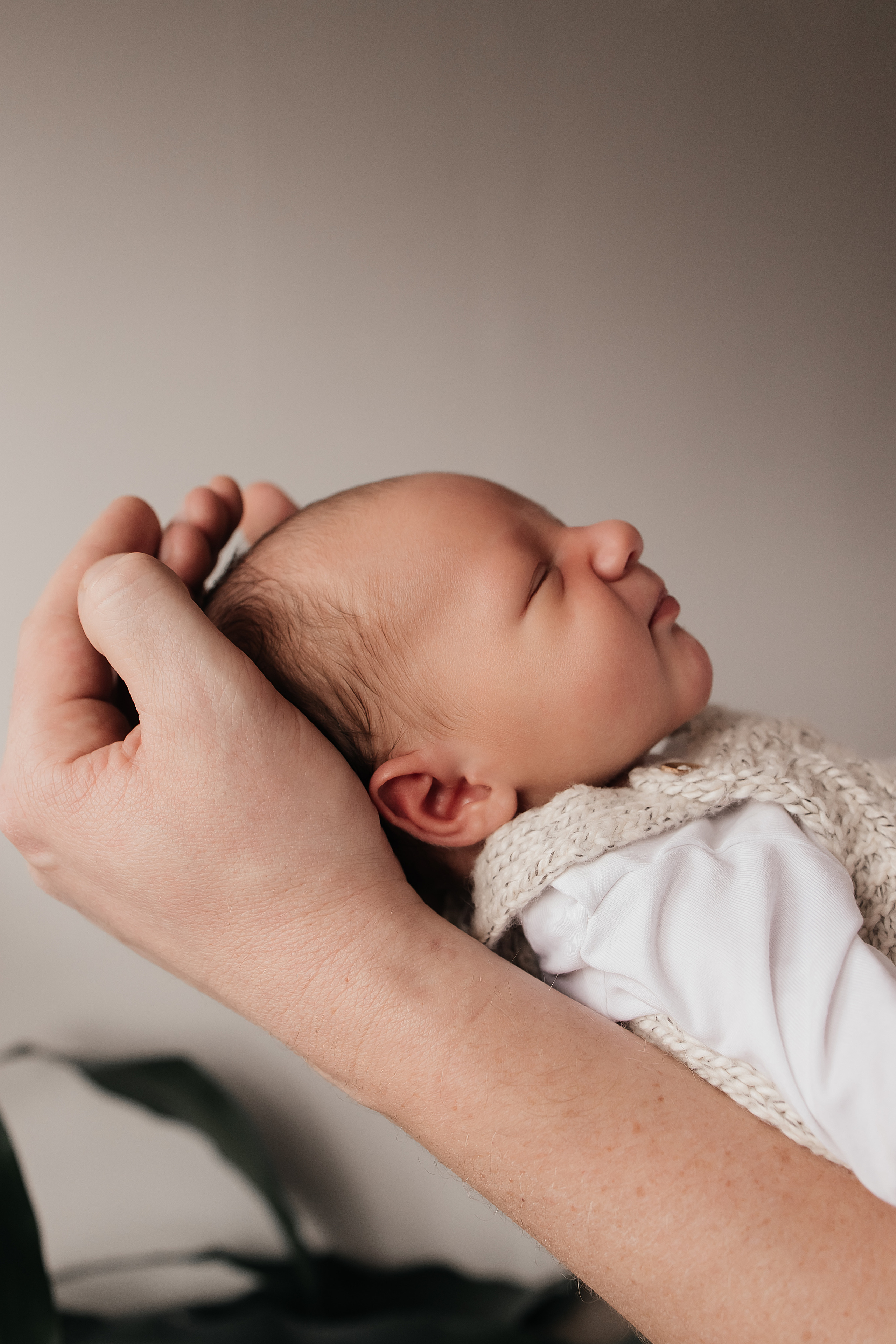 Newborn Lifestyle. Fotografin Heidenheim / Newborn, Babybauch & Familie - Nadine Schmalz