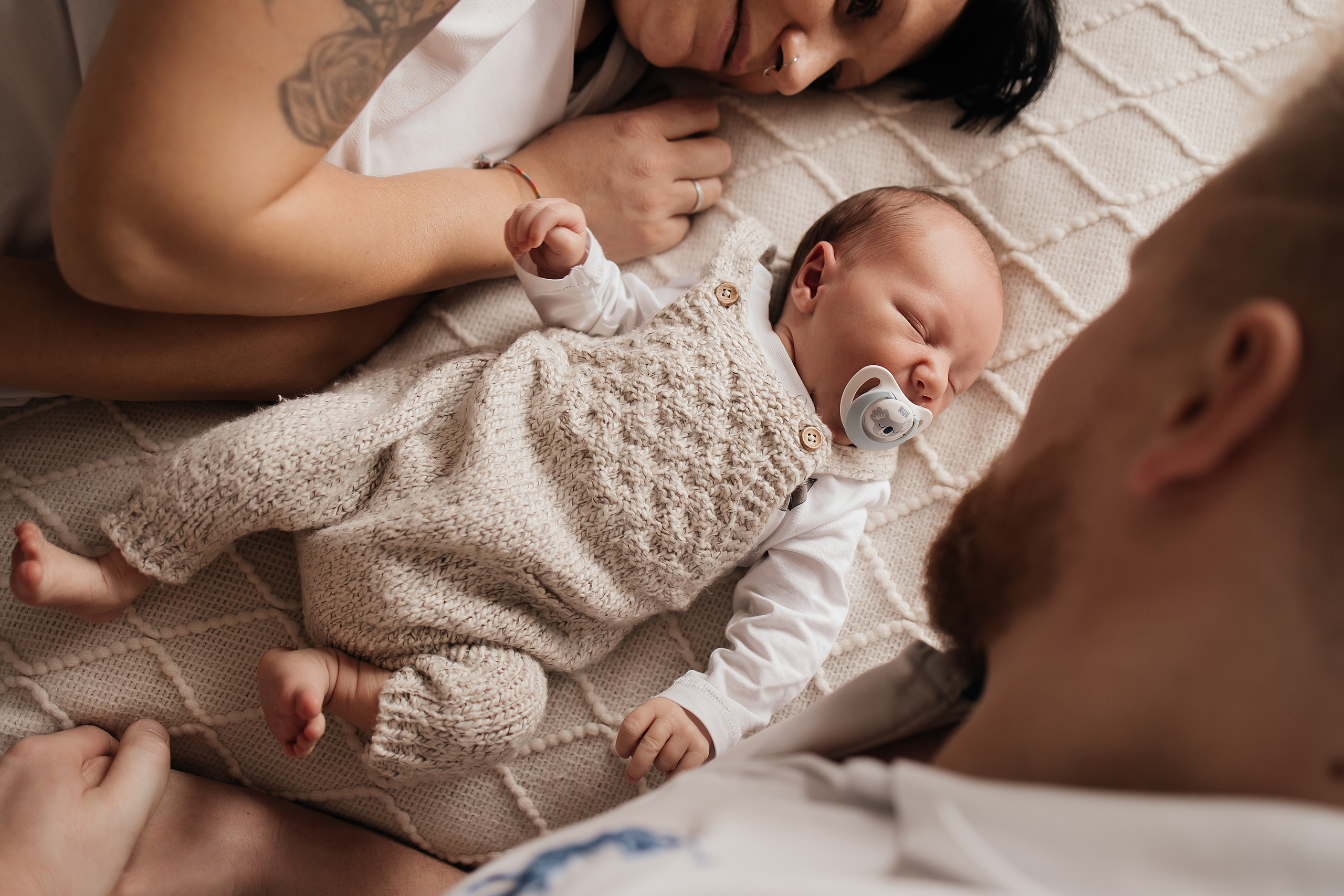 Newborn Lifestyle. Fotografin Heidenheim / Newborn, Babybauch & Familie - Nadine Schmalz
