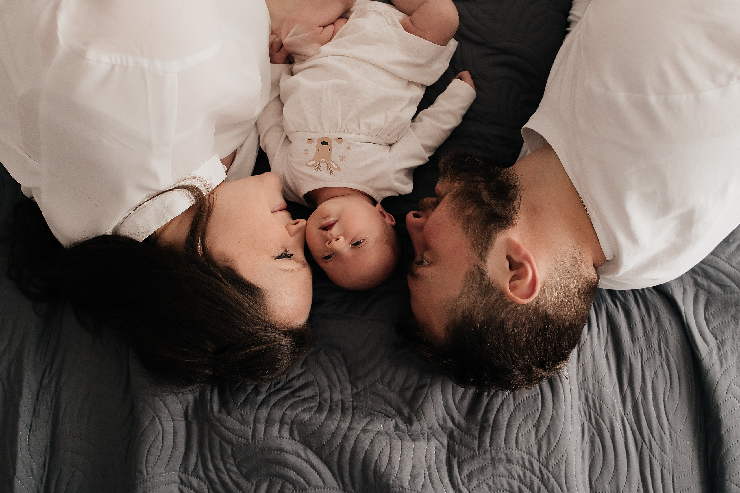 Newborn Lifestyle. Fotografin Heidenheim / Newborn, Babybauch & Familie - Nadine Schmalz