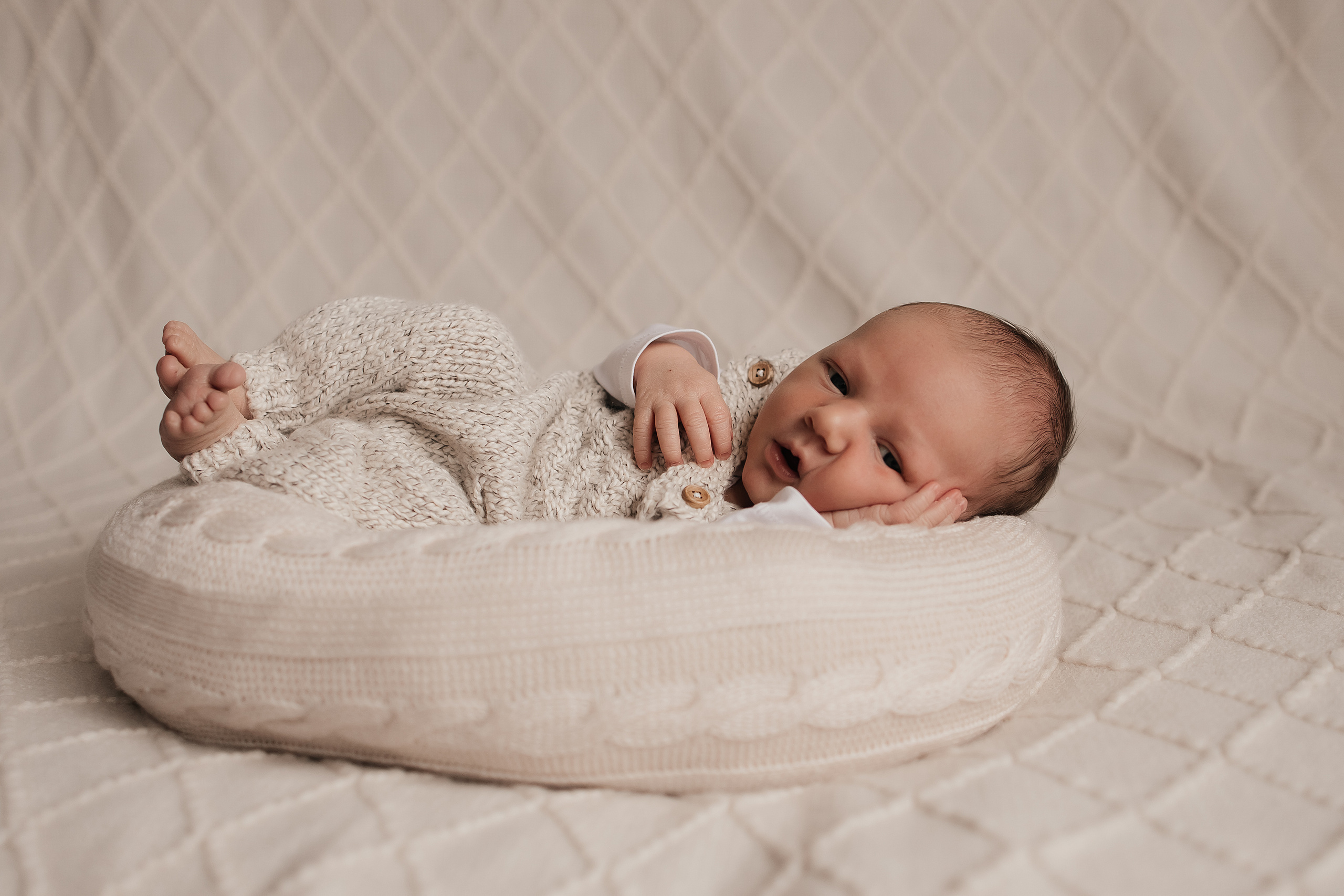 Newborn Lifestyle. Fotografin Heidenheim / Newborn, Babybauch & Familie - Nadine Schmalz