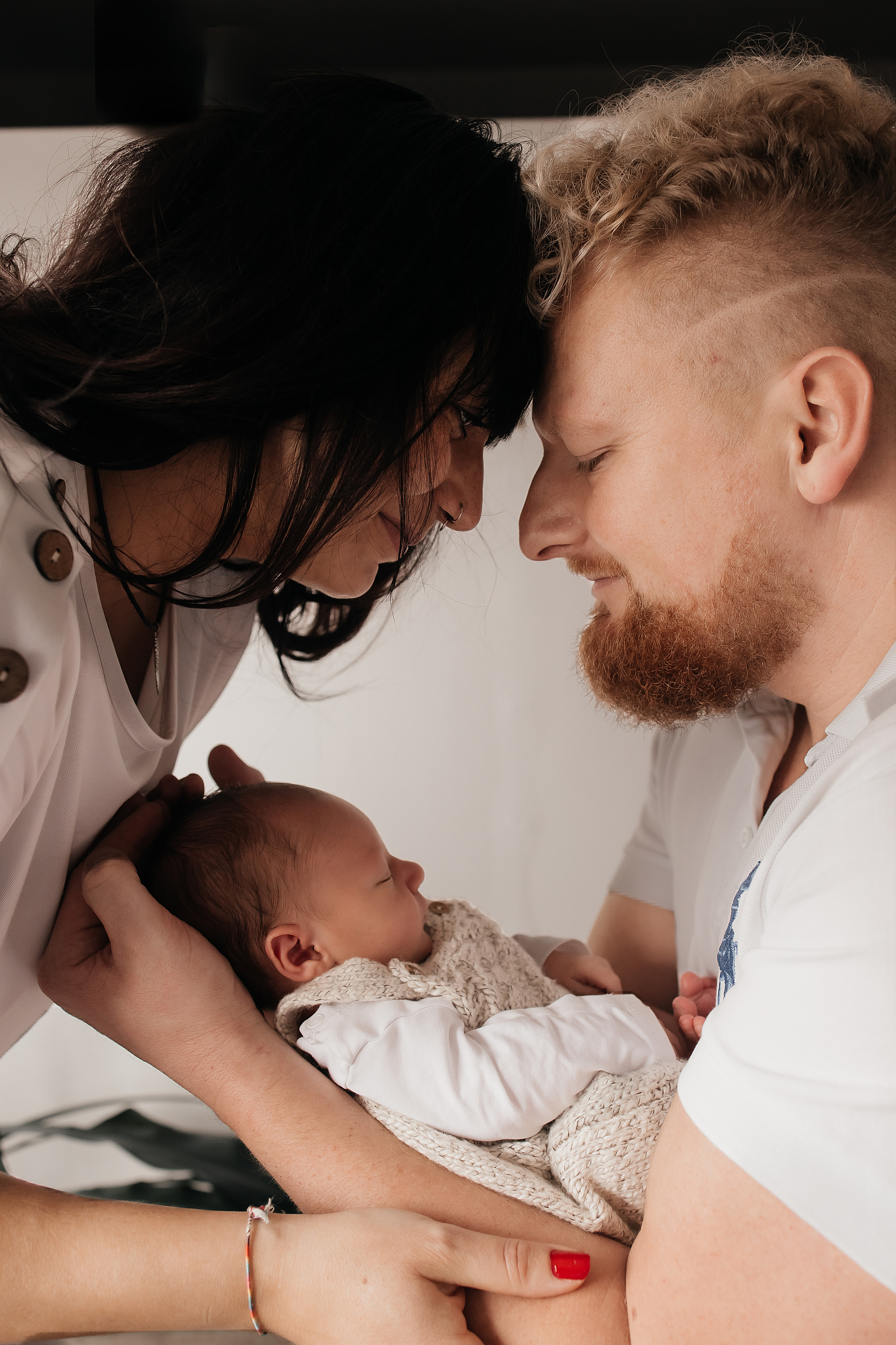 Newborn Lifestyle. Fotografin Heidenheim / Newborn, Babybauch & Familie - Nadine Schmalz