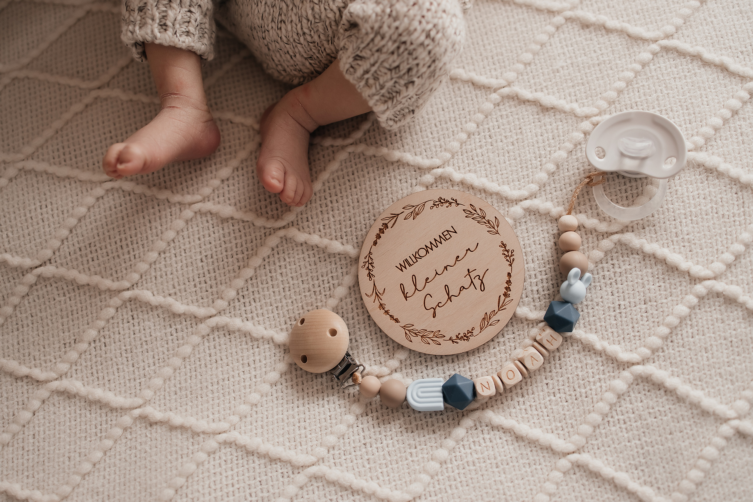 Newborn Lifestyle. Fotografin Heidenheim / Newborn, Babybauch & Familie - Nadine Schmalz