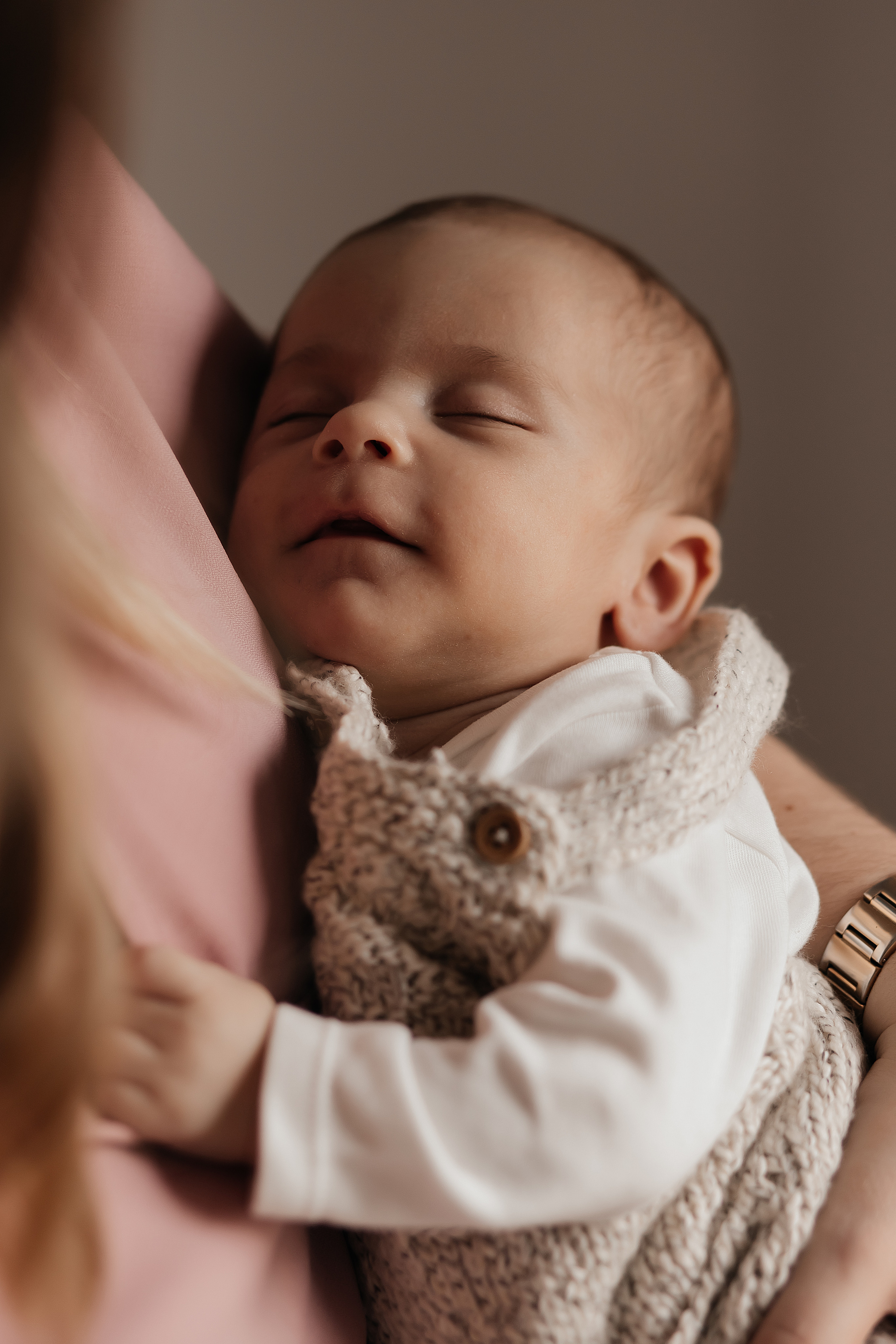 Newborn Lifestyle. Fotografin Heidenheim / Newborn, Babybauch & Familie - Nadine Schmalz