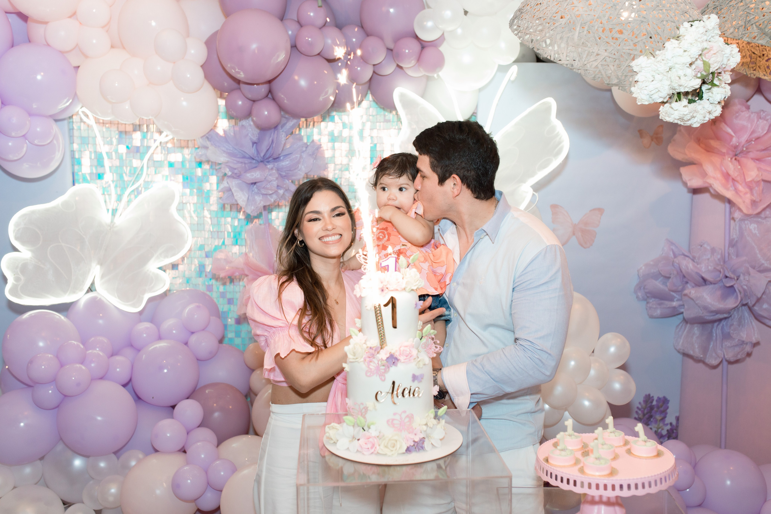 Aleia is One. Rose Miranda - Fotógrafa de niños y familias en Barranquilla