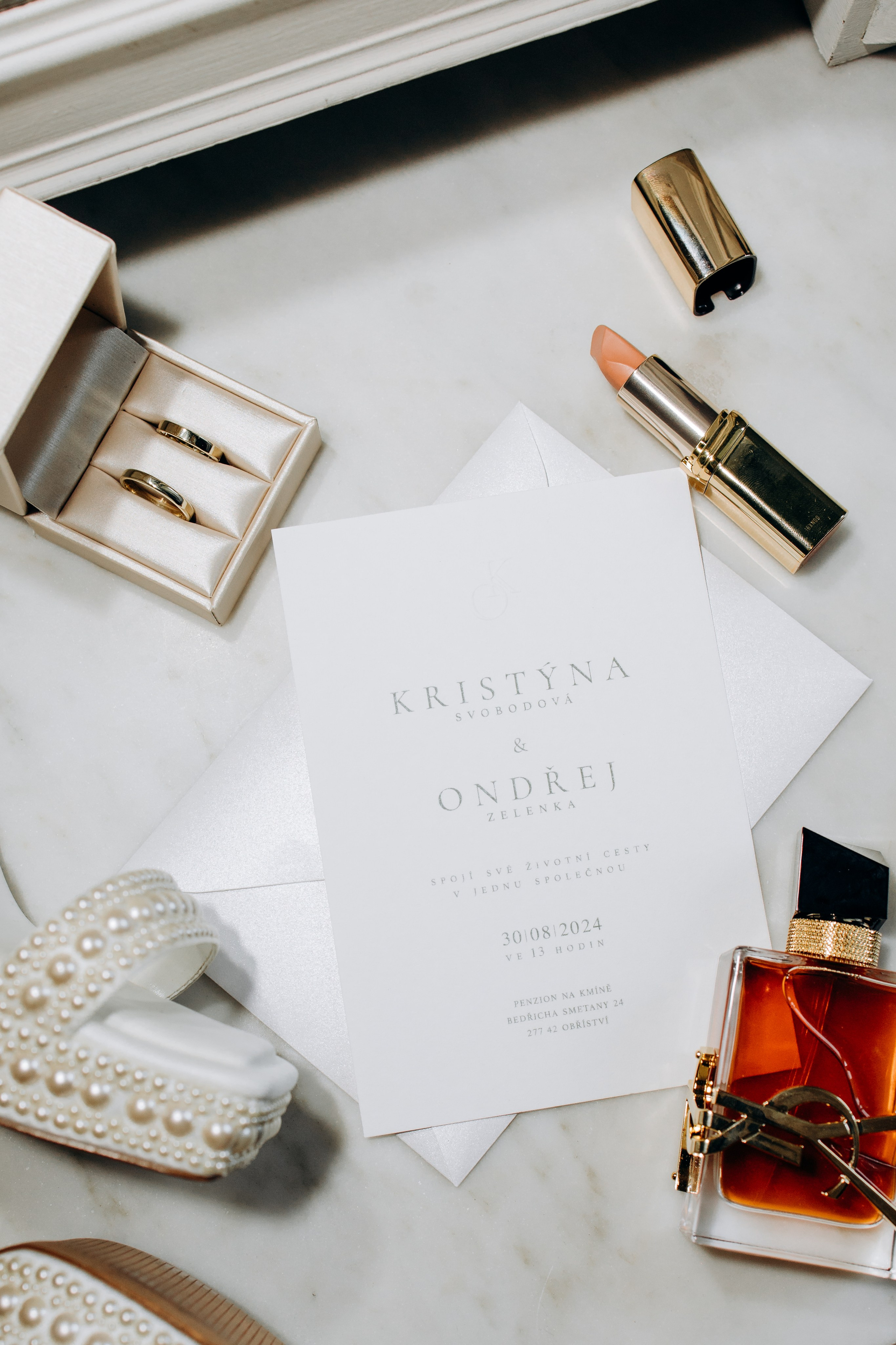 Wedding moments at Na Kmine