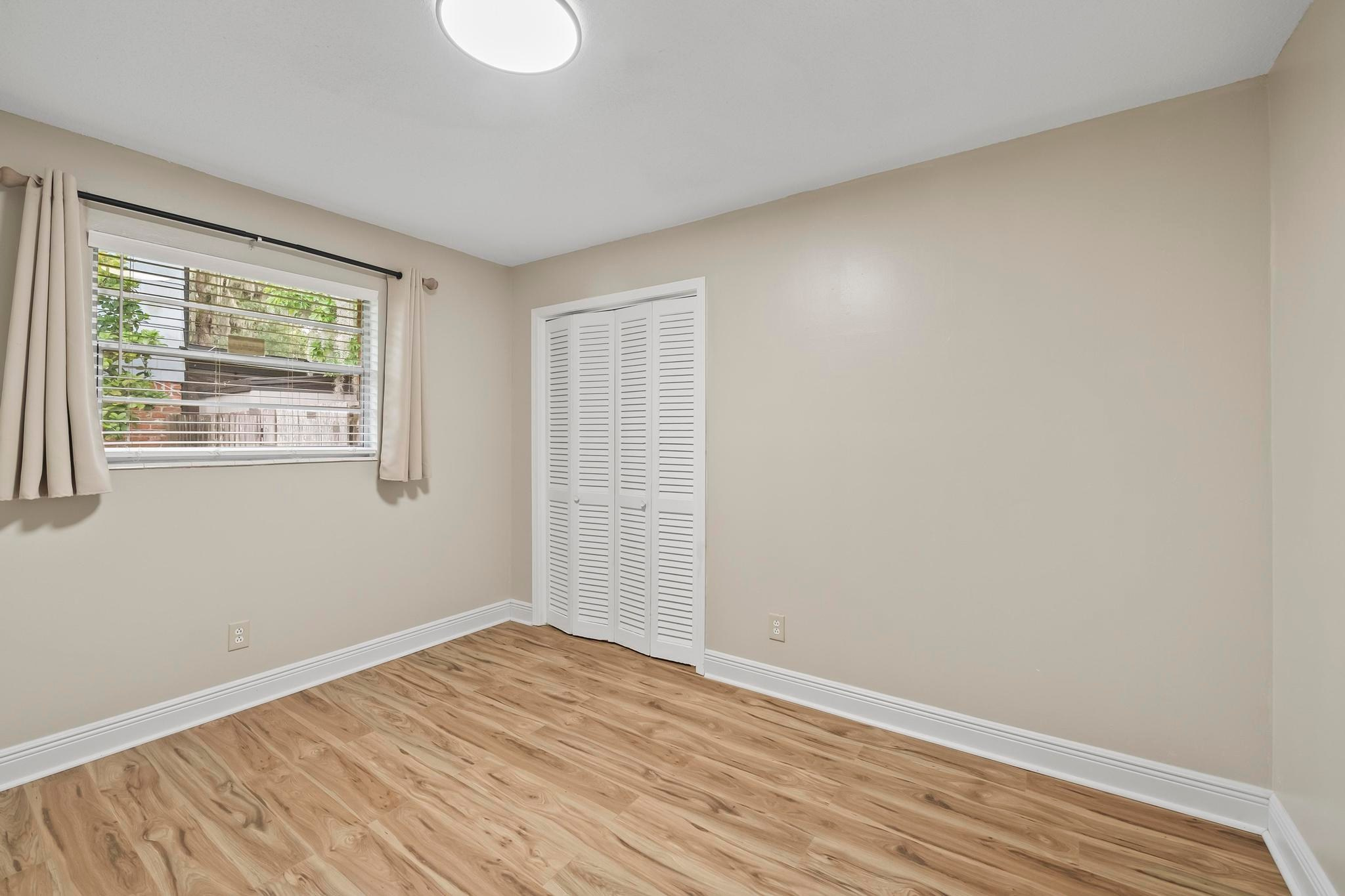 Brierwood Rd, Jacksonville Fl 32 217