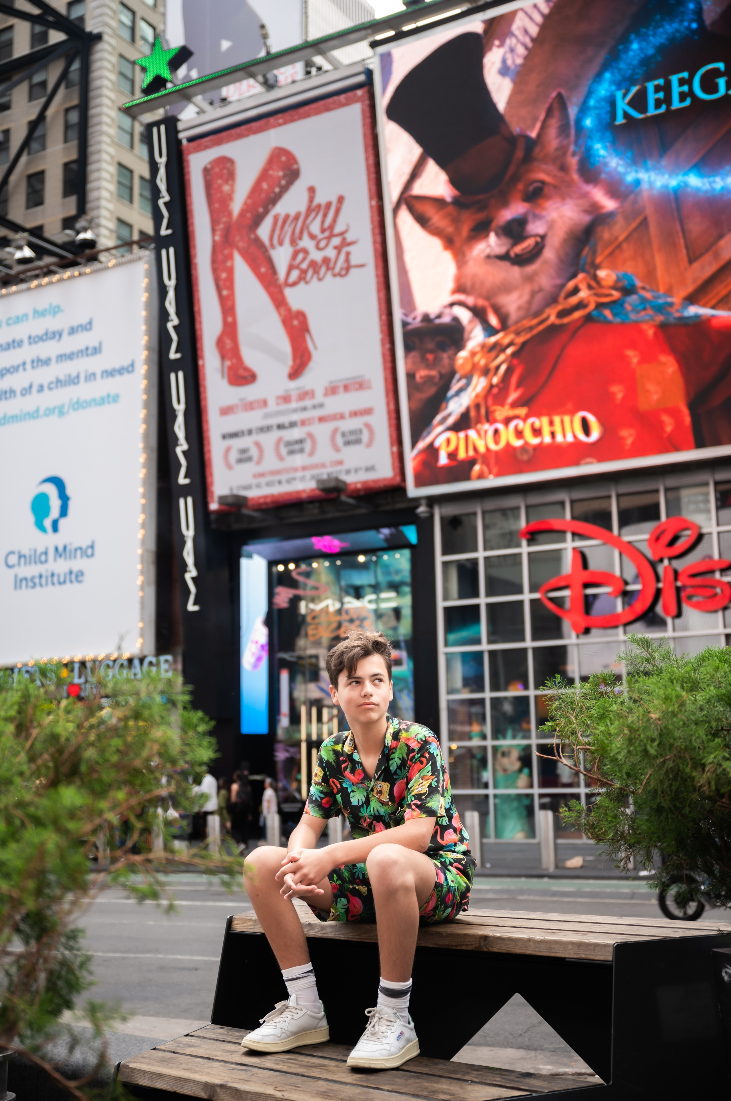 Photo Tour for Mom and Son