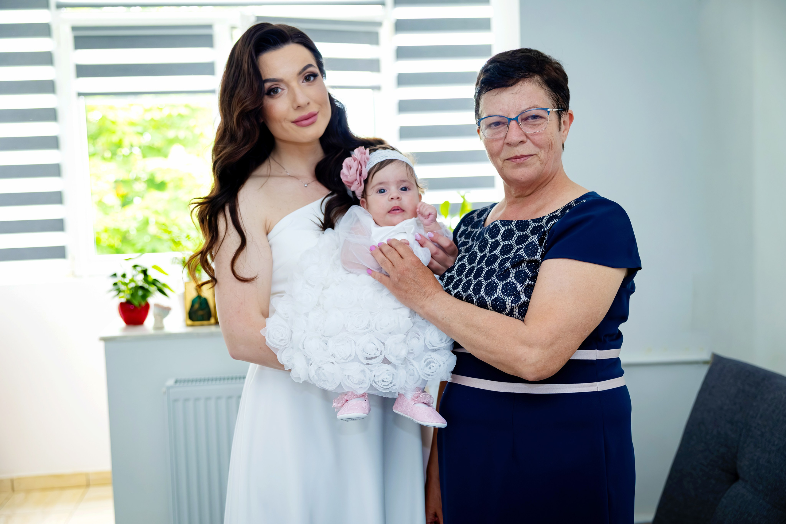 Iris Stefania. Moments By Gub