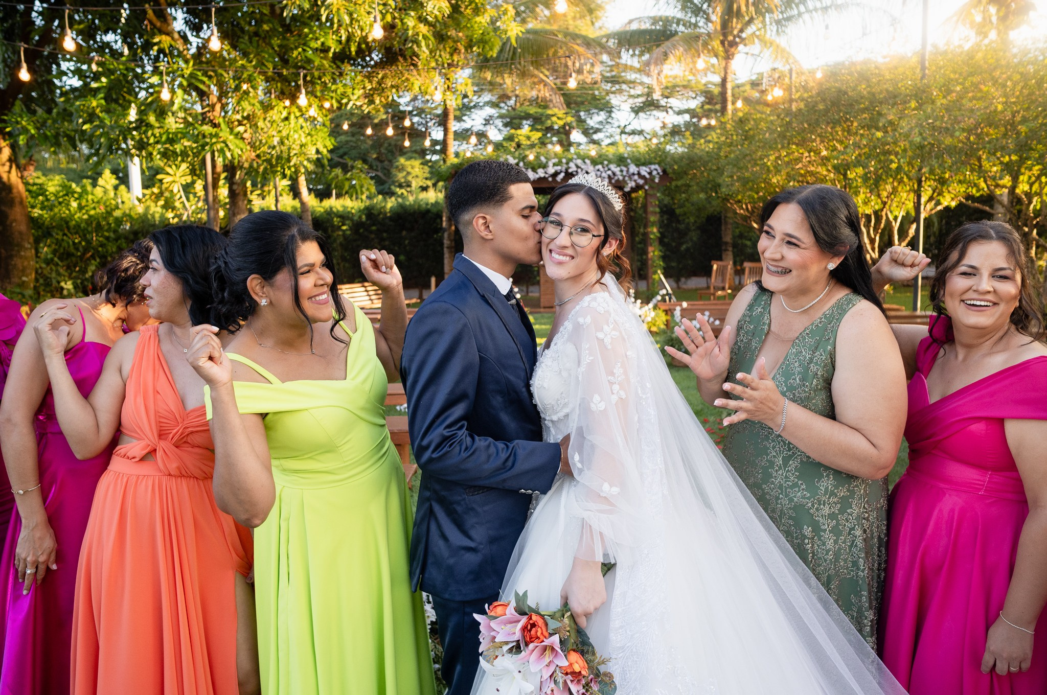 Larissa & Vinicius — Espaço Faveral / Aararaquara. Robson Colaço
