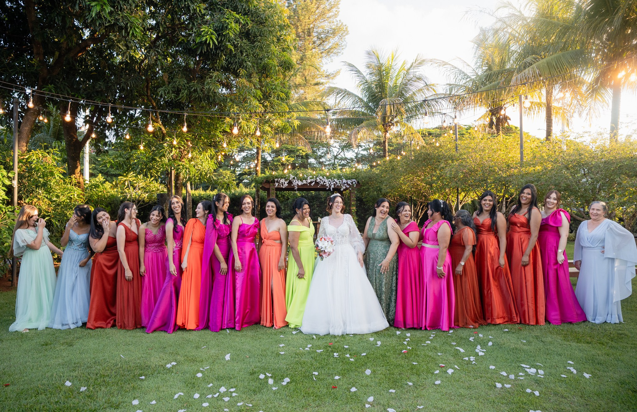 Larissa & Vinicius — Espaço Faveral / Aararaquara. Robson Colaço