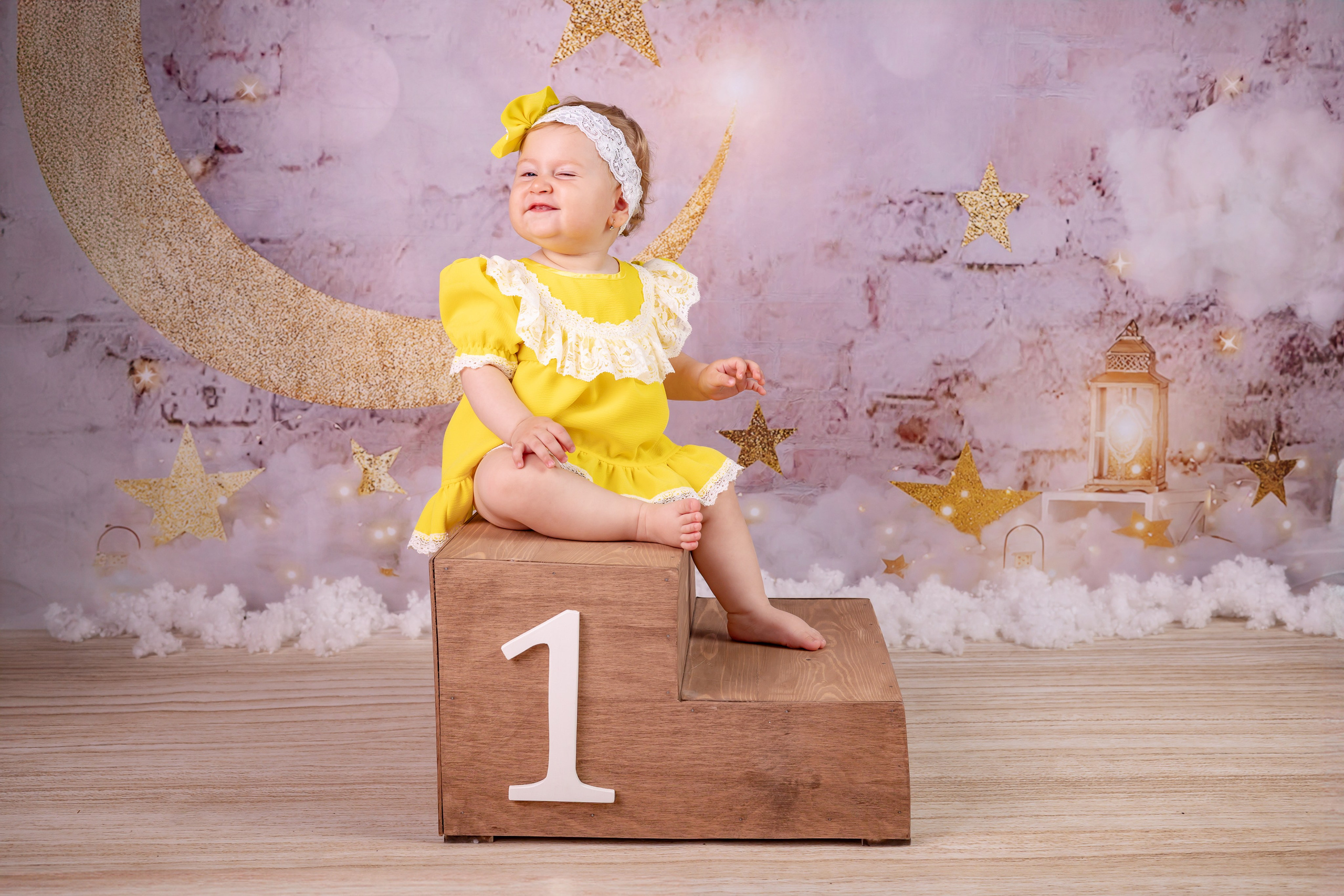 STUDIO. FOTOGRAFUL LUI MATEI