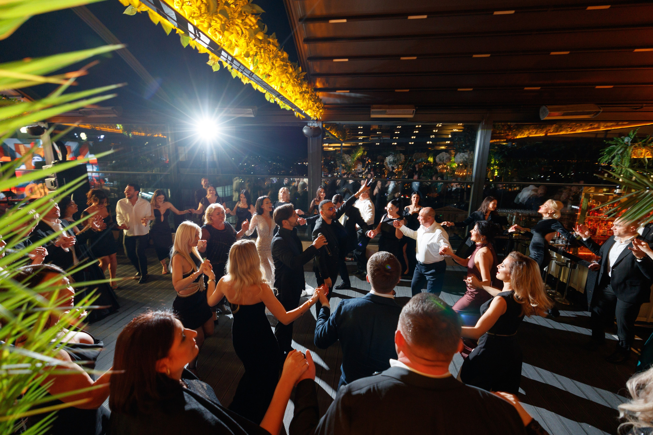 Victor & Andreea | Fotografie de nuntă. Scarlat Photography