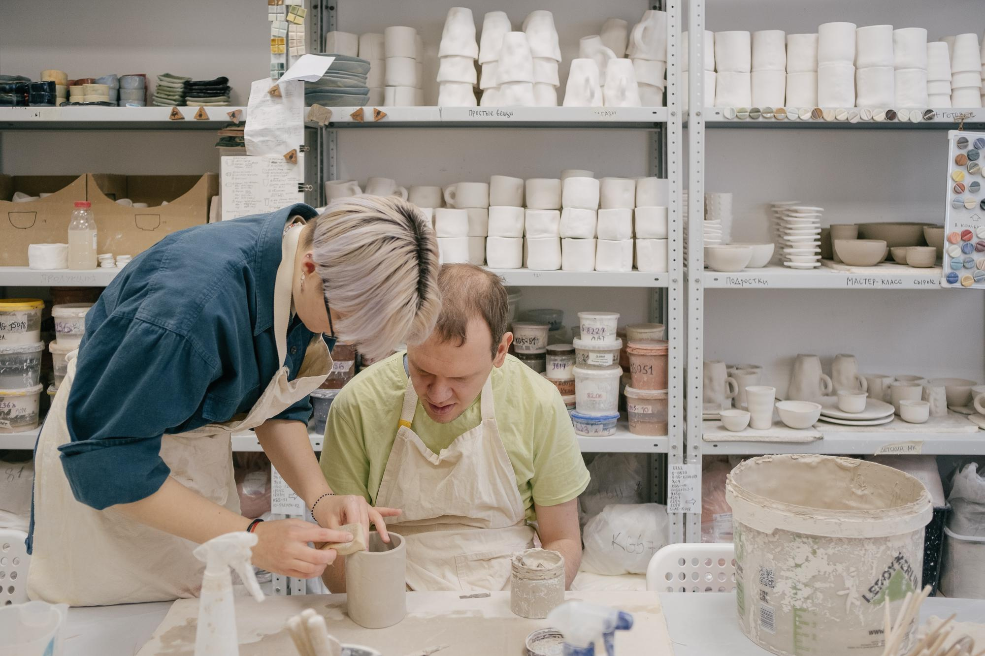 Inclusive workshops Prostie Veschi — for Tinkoff Journal. Photographer Anastasiya Dubrovina
