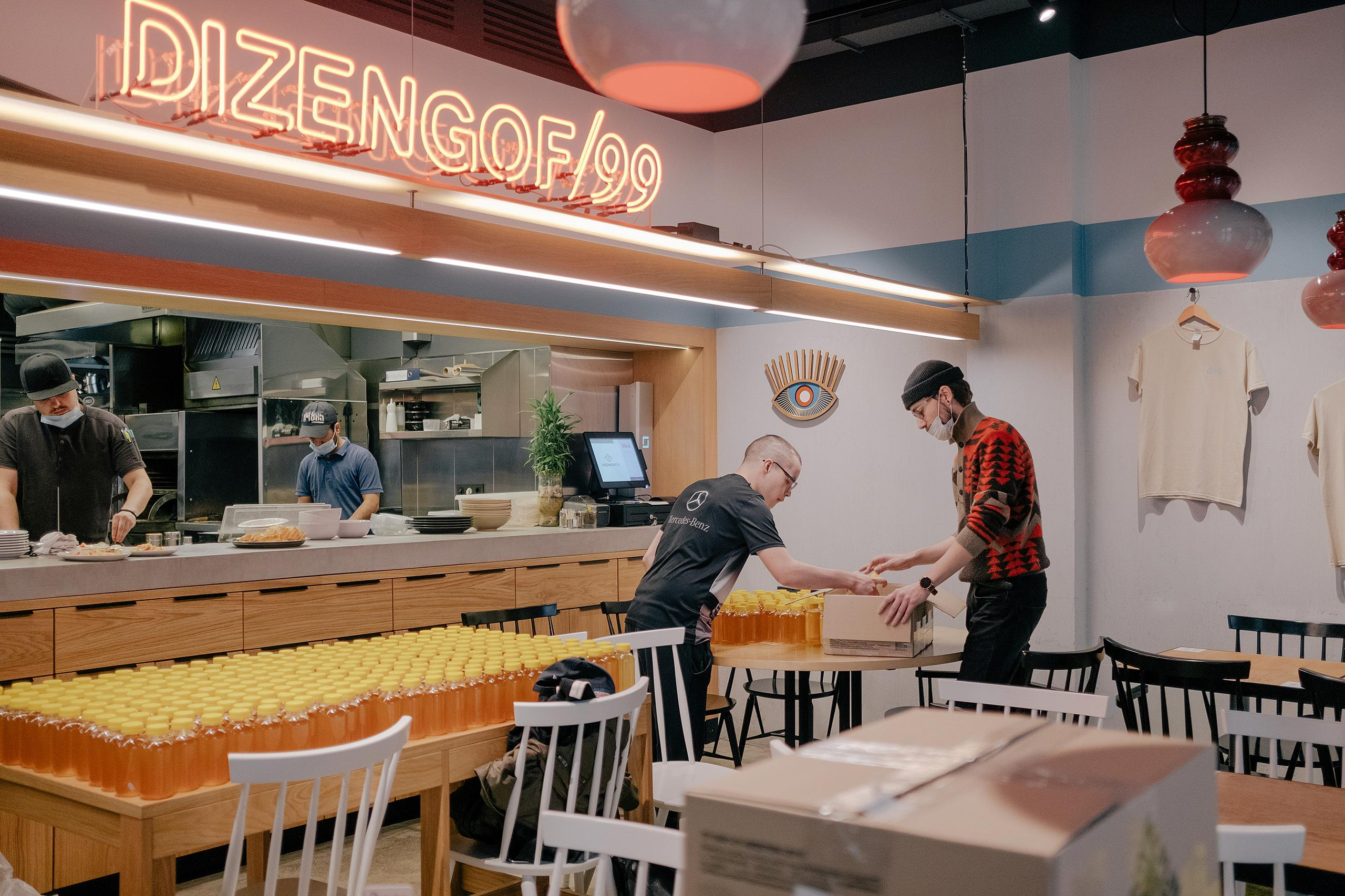 Accompanied employment for people with disabilities — for Tinkoff Journal. Photographer Anastasiya Dubrovina