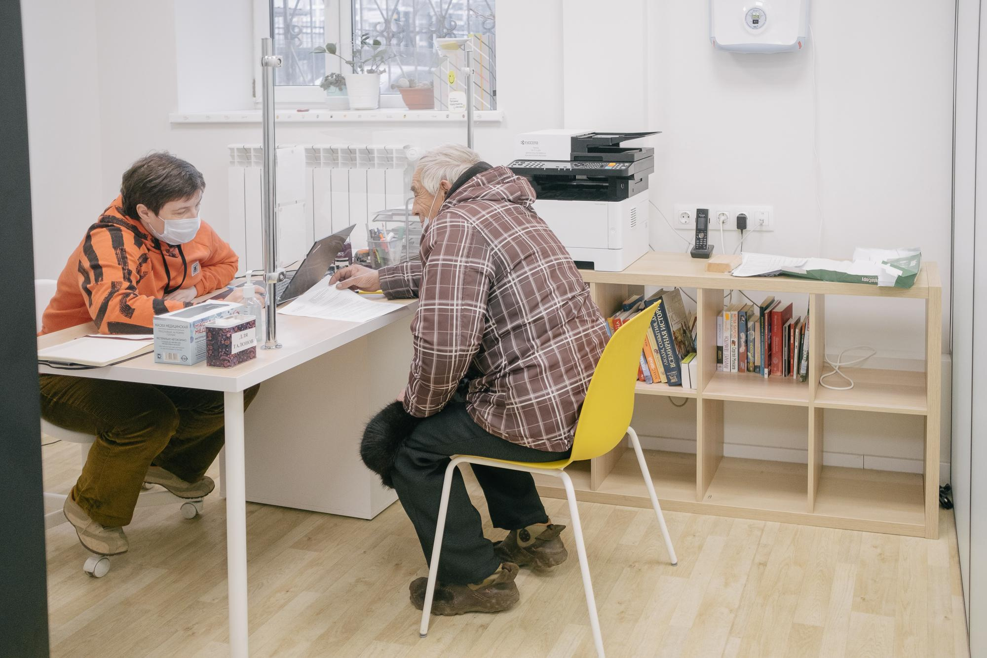 Nochlezhka — for Tinkoff Journal. Photographer Anastasiya Dubrovina