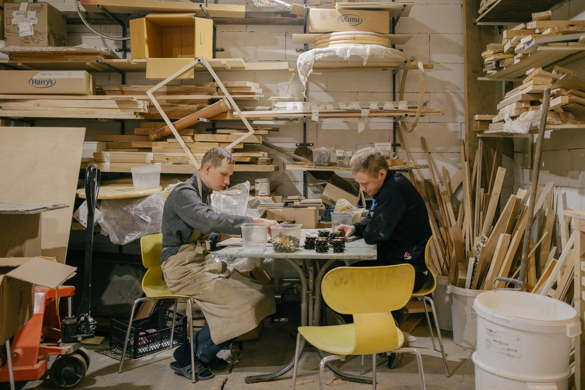 Inclusive workshops Prostie Veschi — for Tinkoff Journal. Photographer Anastasiya Dubrovina