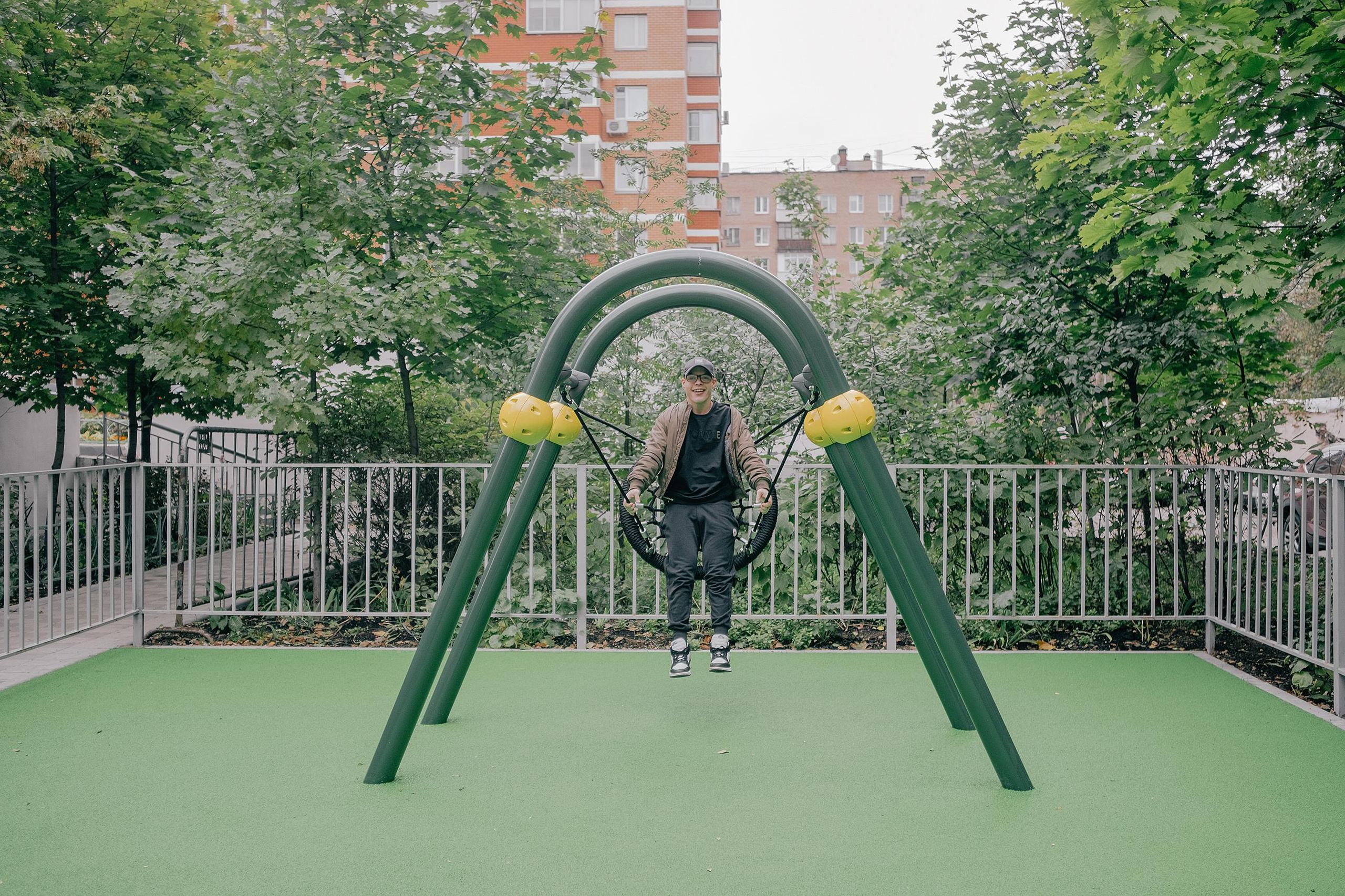 Accompanied employment for people with disabilities — for Tinkoff Journal. Photographer Anastasiya Dubrovina