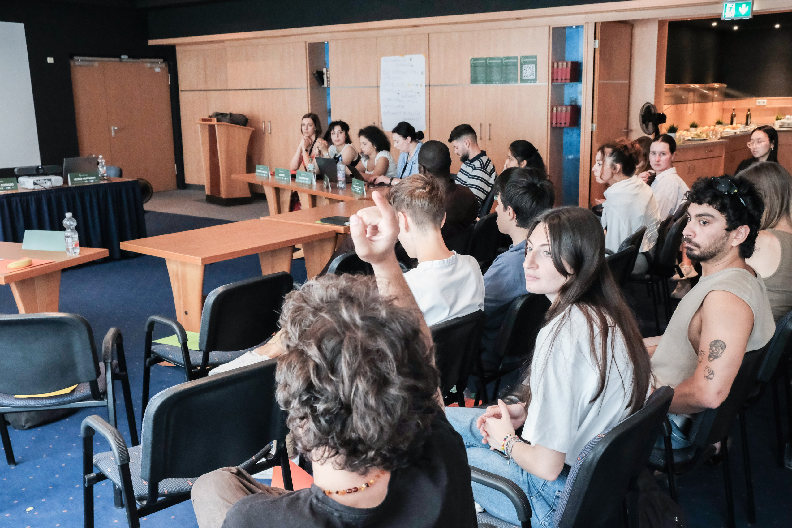 Für Konferenzen. Photo & video storytelling from Berlin