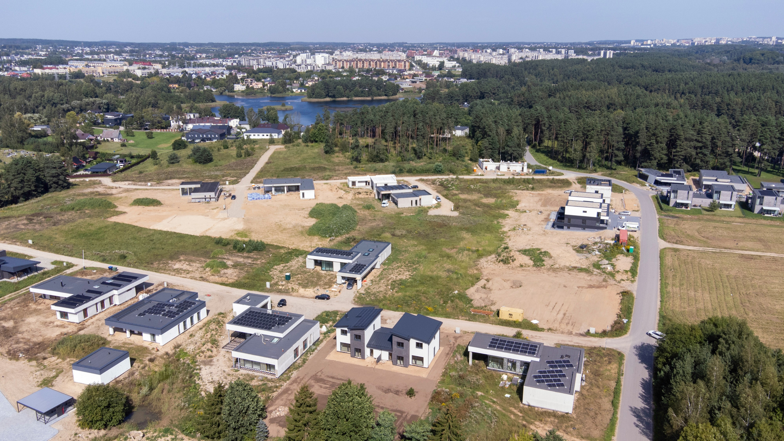 Debesų g. 4, Salotė. Elina Sapiega fotografė Vilniuje