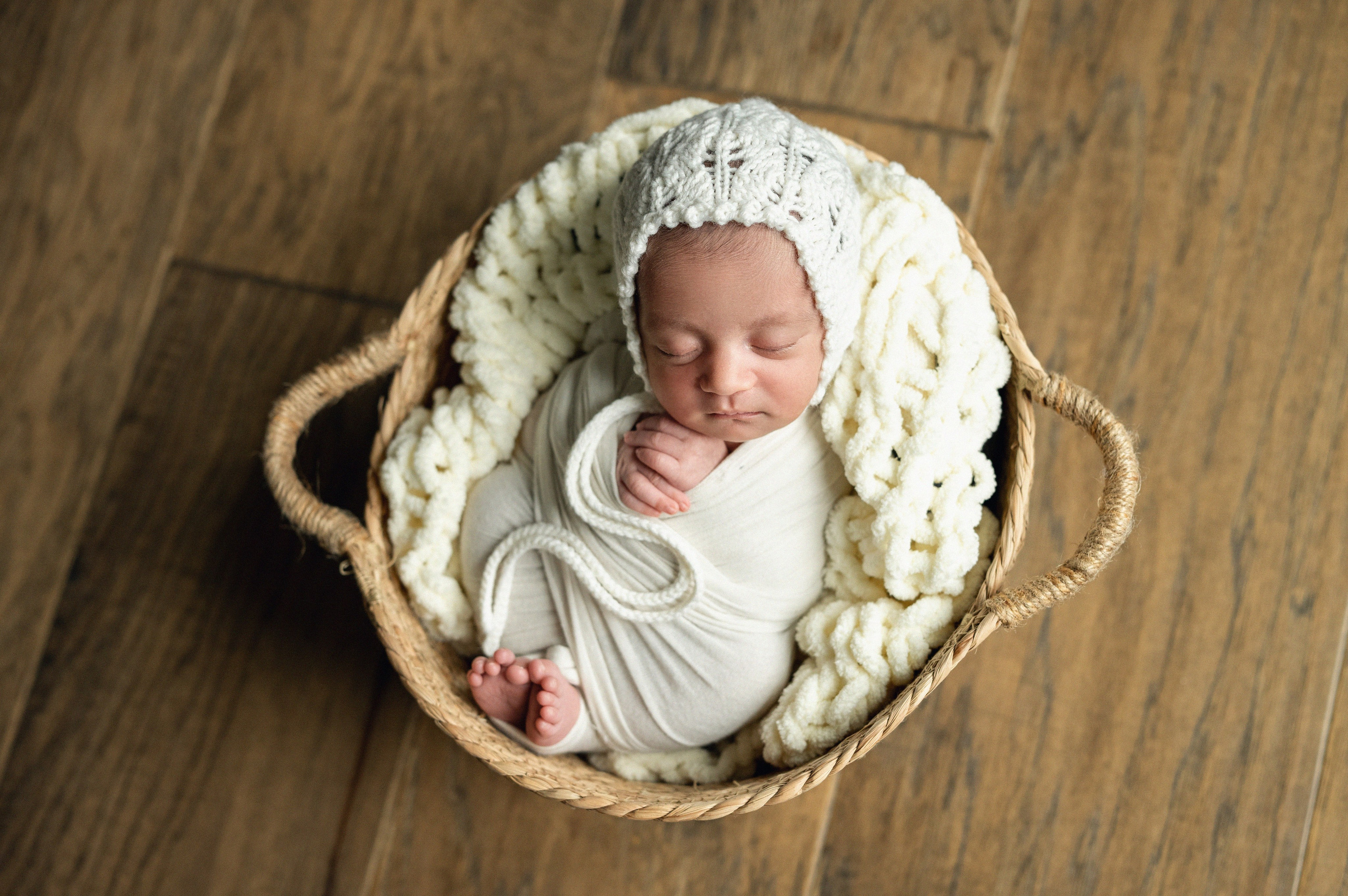 Kashvi 12 days. In-home newborn photography Raleigh & area Katya Kulikova