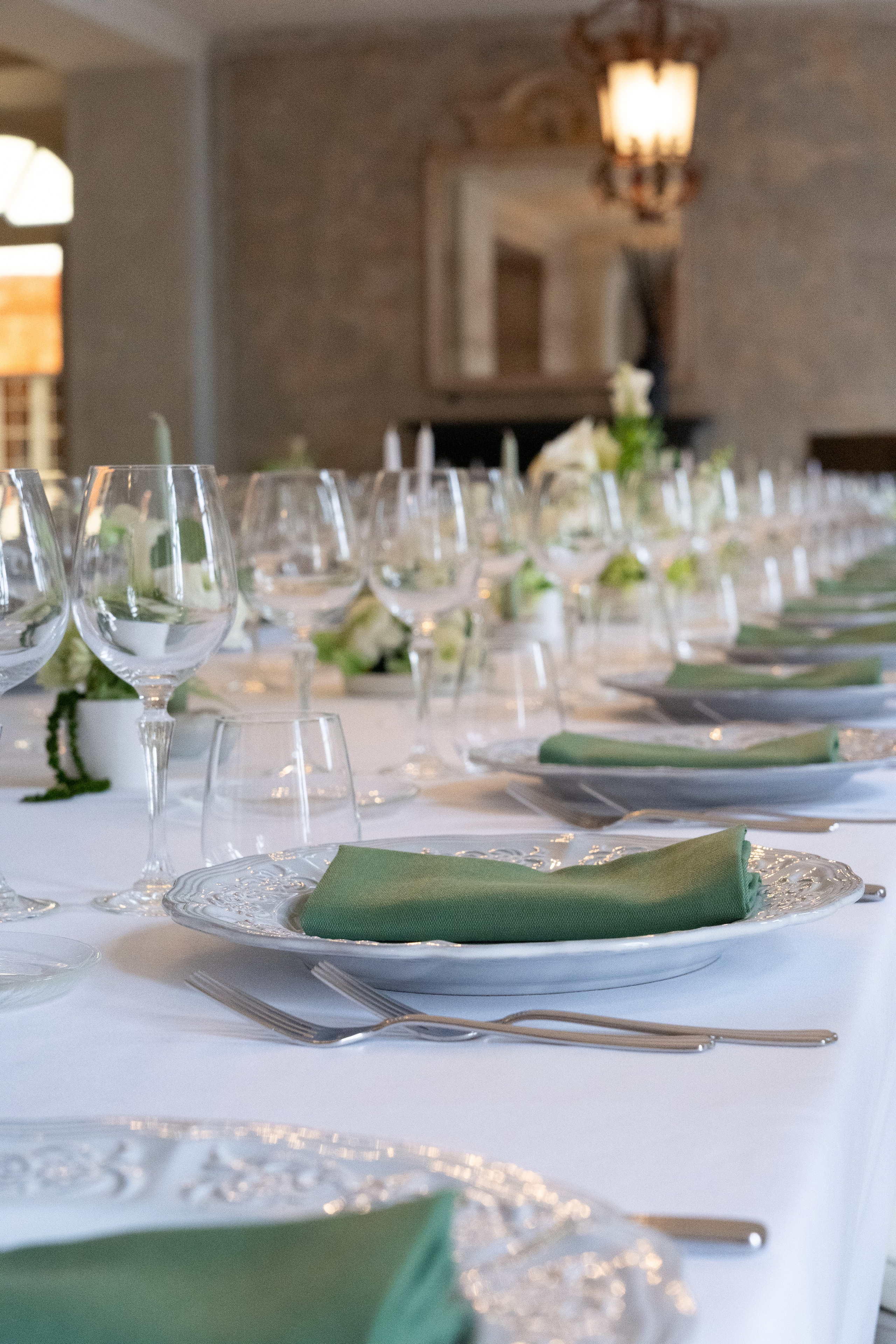 BEATRICE AND RAFAELE_LAKE COMO_Villa Regina Teodolinda. PHOTOGRAPHER IN ITALY