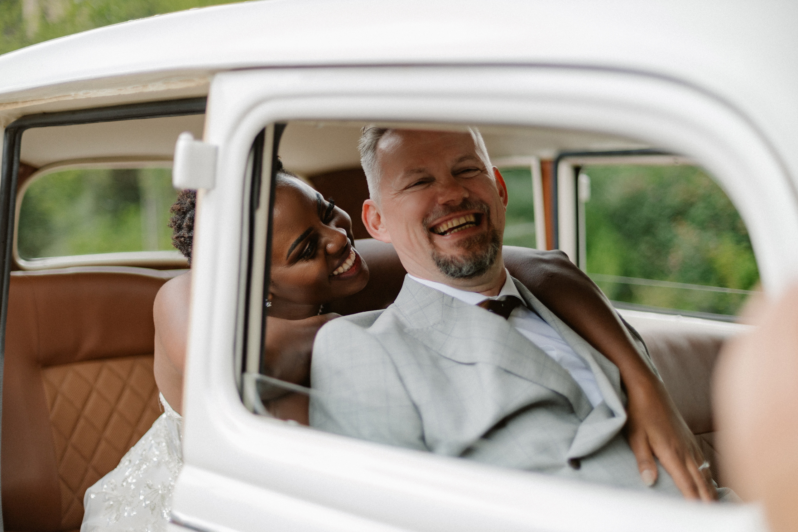 Muthoni & Christoffer. Photographer Anna Nazarenko
