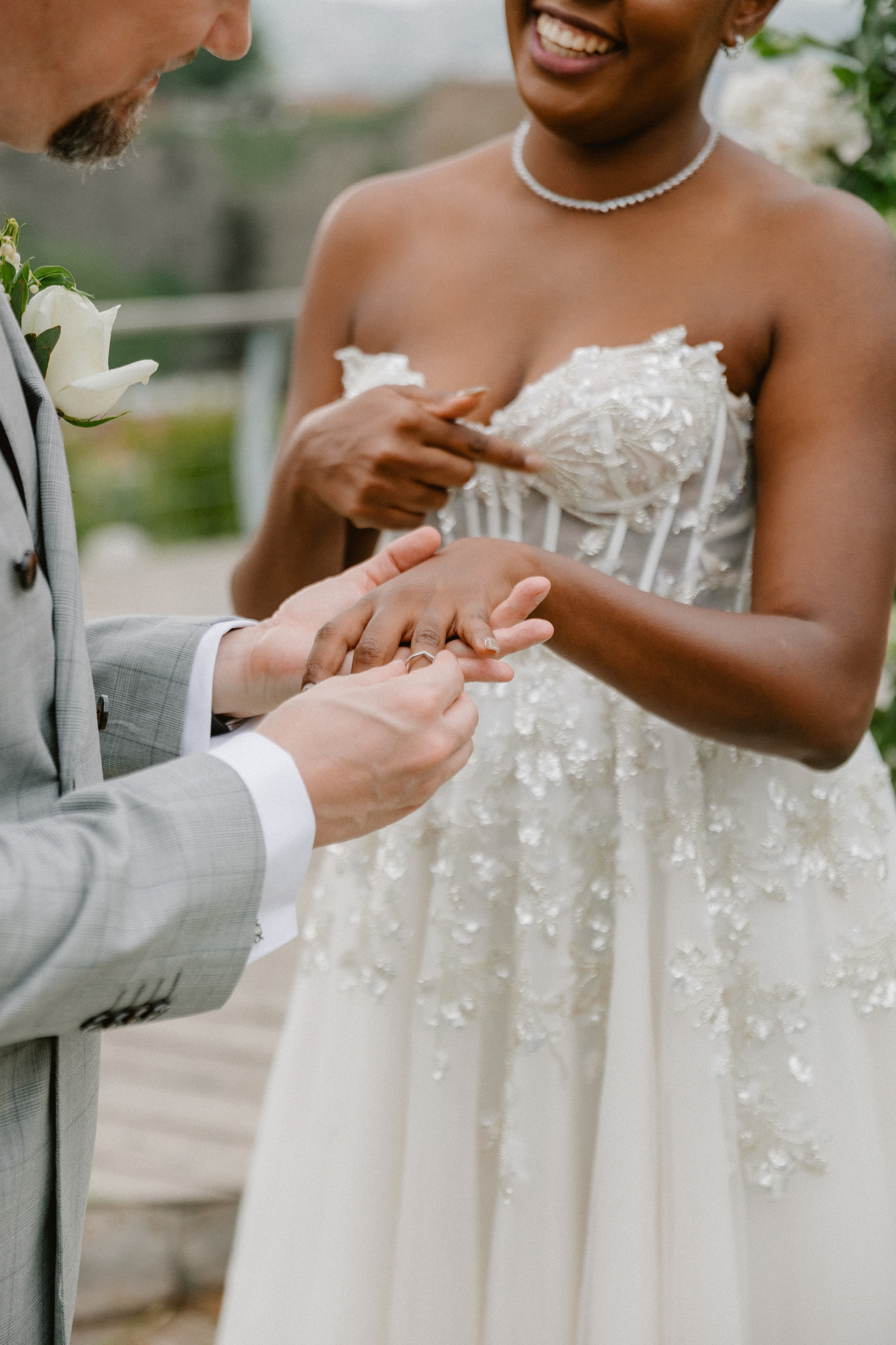 Muthoni & Christoffer. Photographer Anna Nazarenko