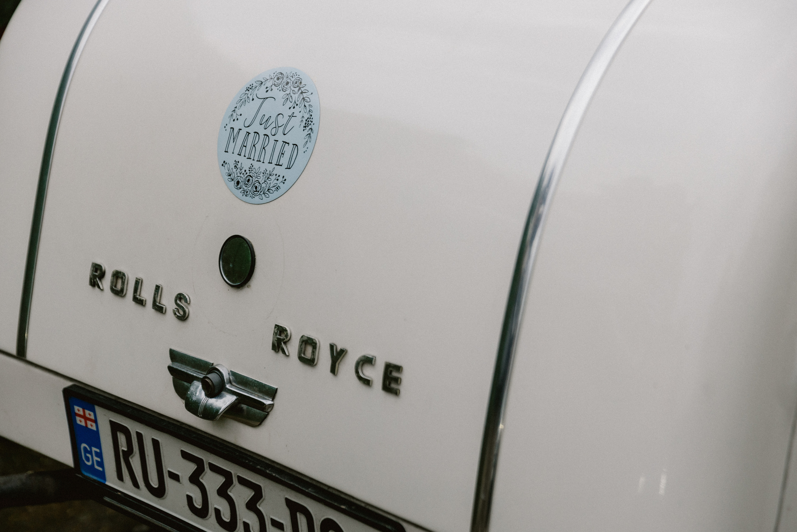 Muthoni & Christoffer. Photographer Anna Nazarenko