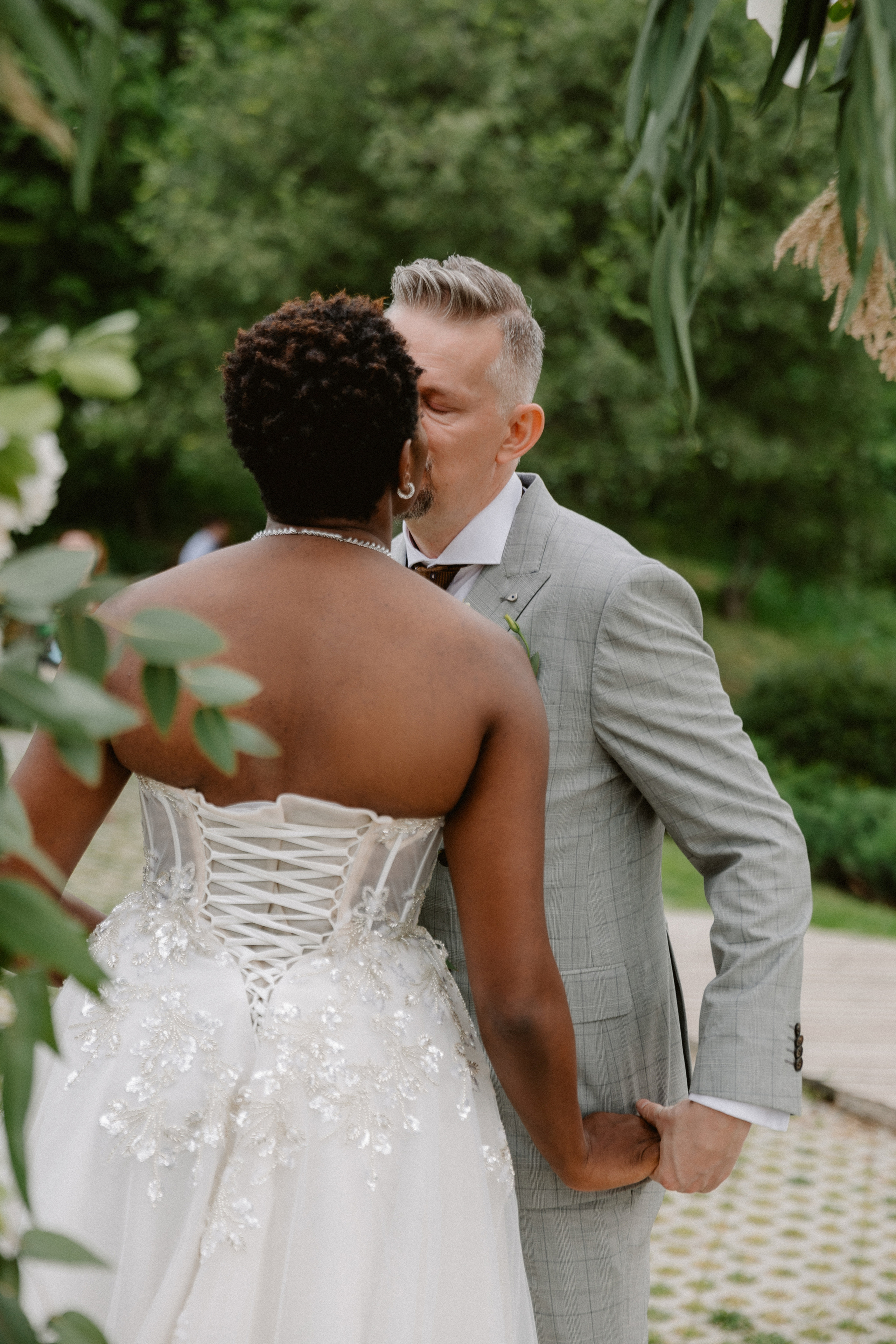 Muthoni & Christoffer. Photographer Anna Nazarenko