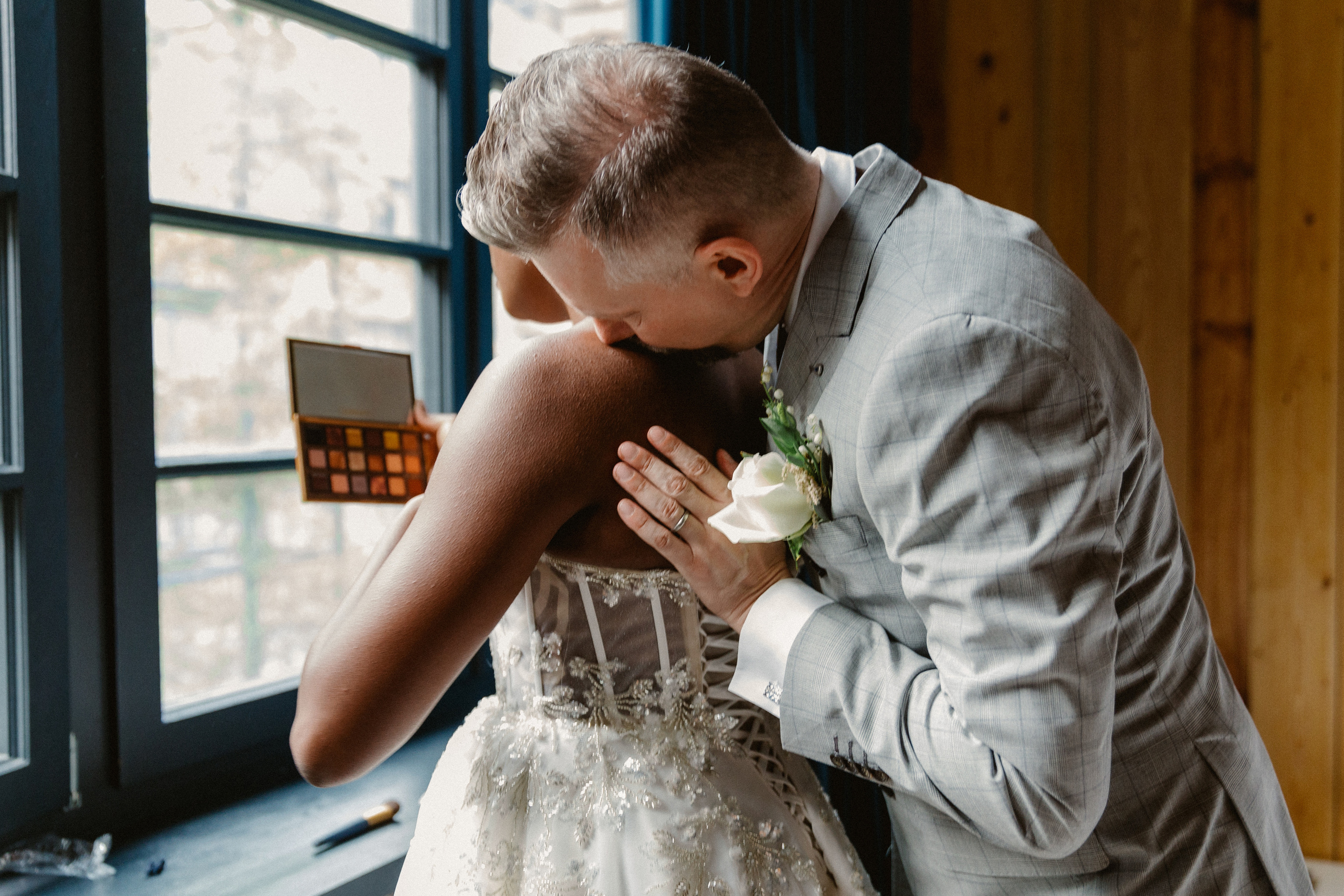 Muthoni & Christoffer. Photographer Anna Nazarenko