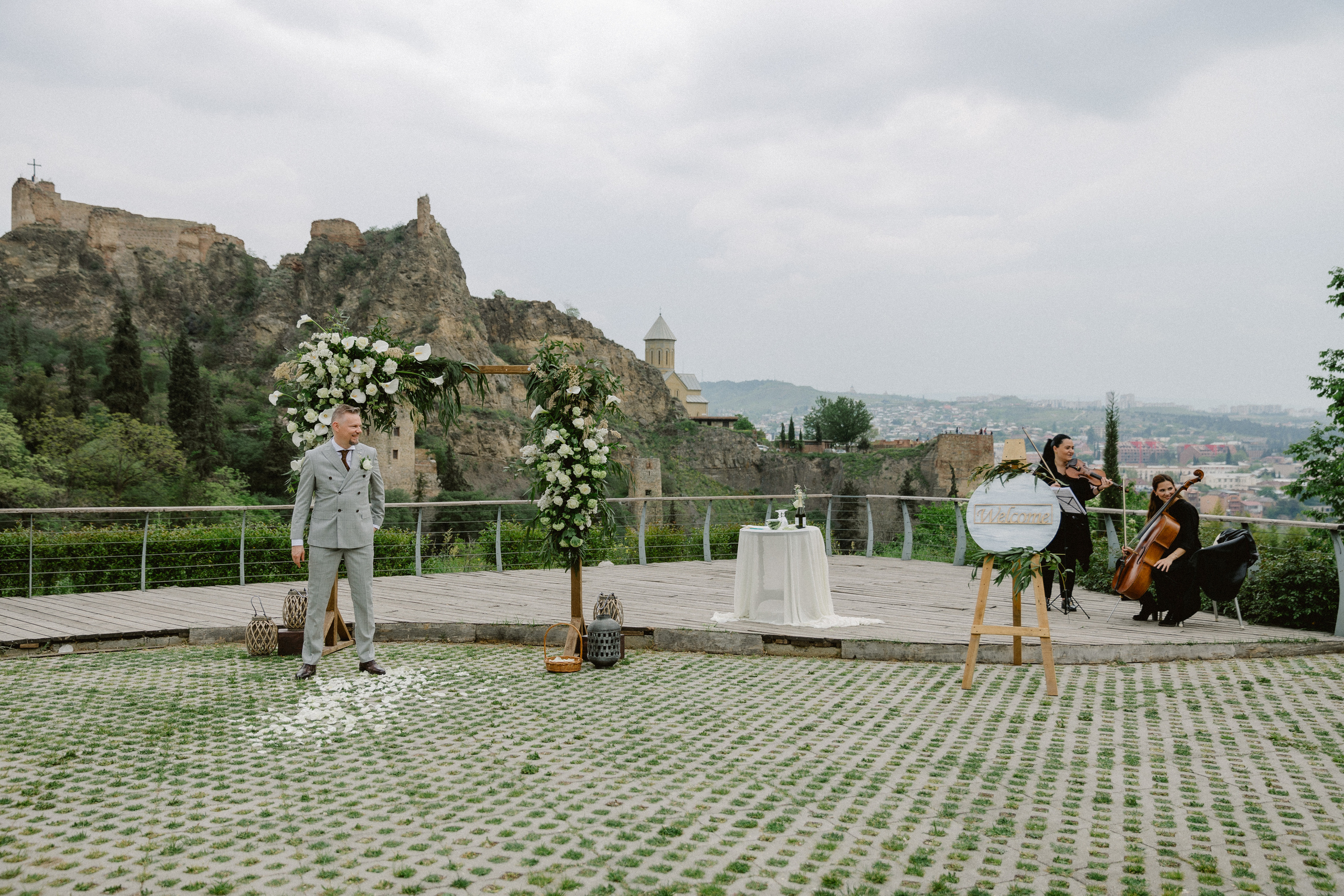 Muthoni & Christoffer. Photographer Anna Nazarenko