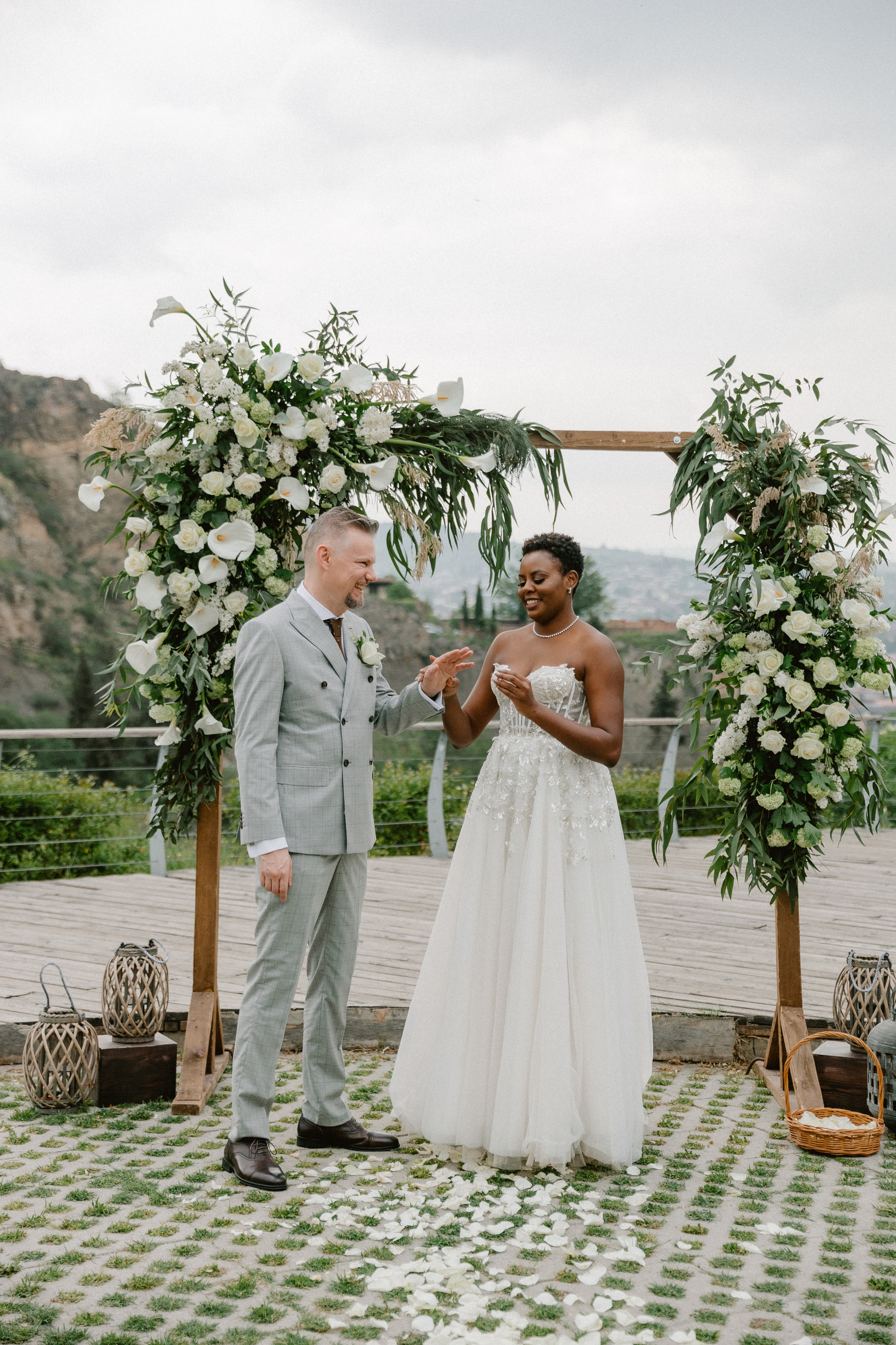 Muthoni & Christoffer. Photographer Anna Nazarenko