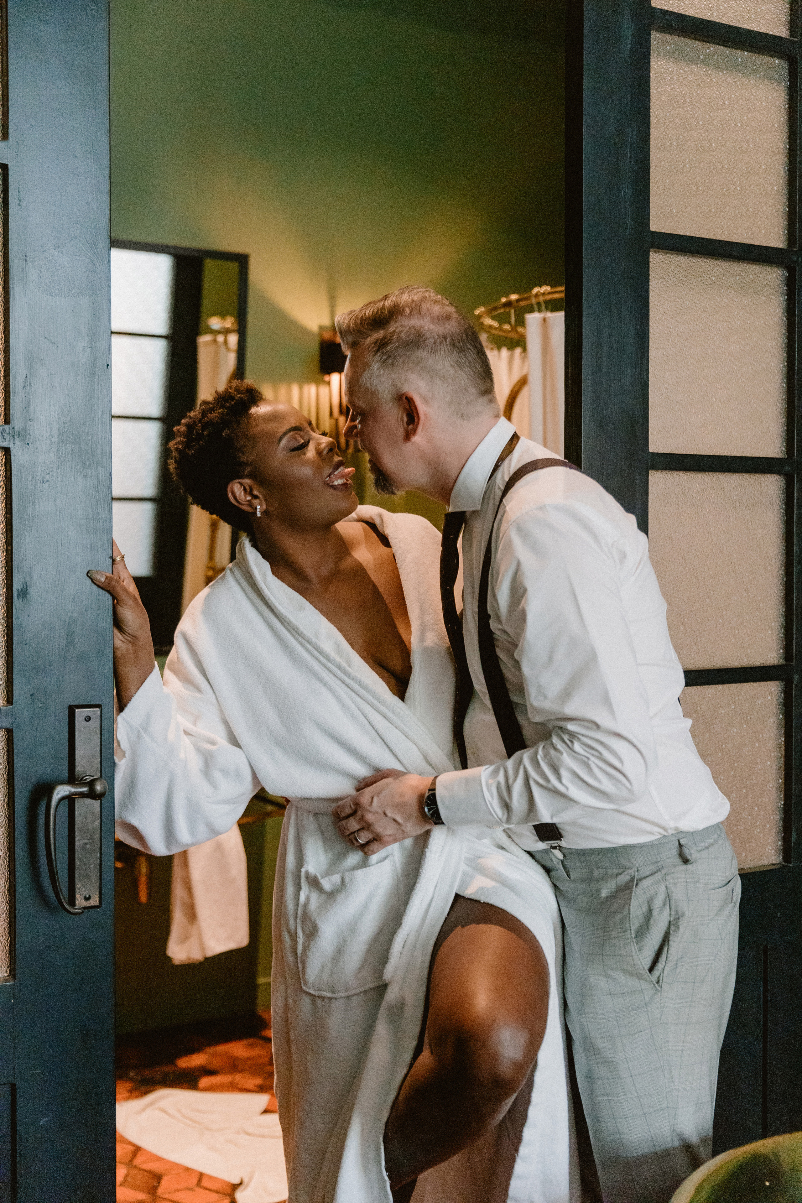 Muthoni & Christoffer. Photographer Anna Nazarenko
