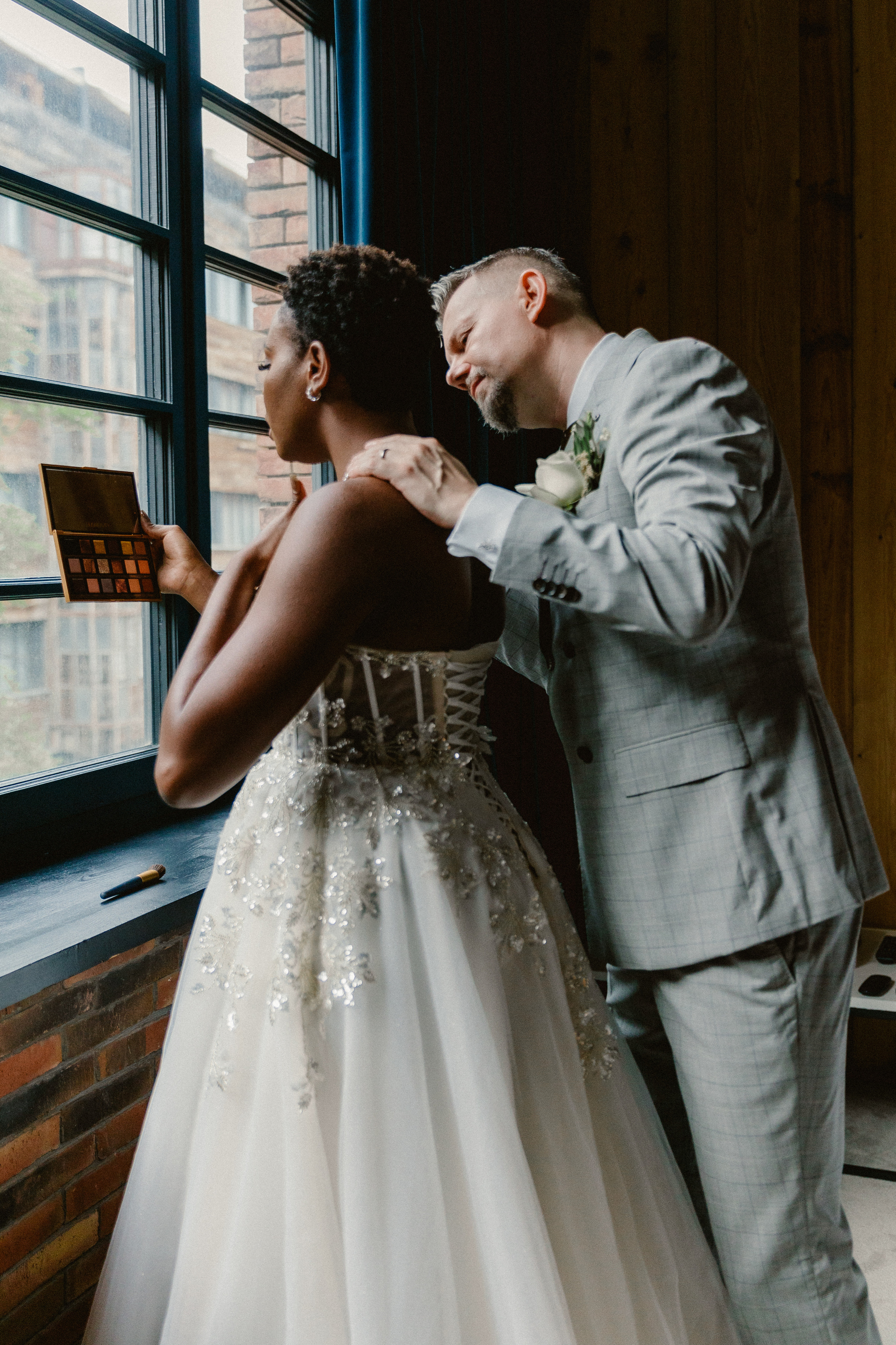 Muthoni & Christoffer. Photographer Anna Nazarenko