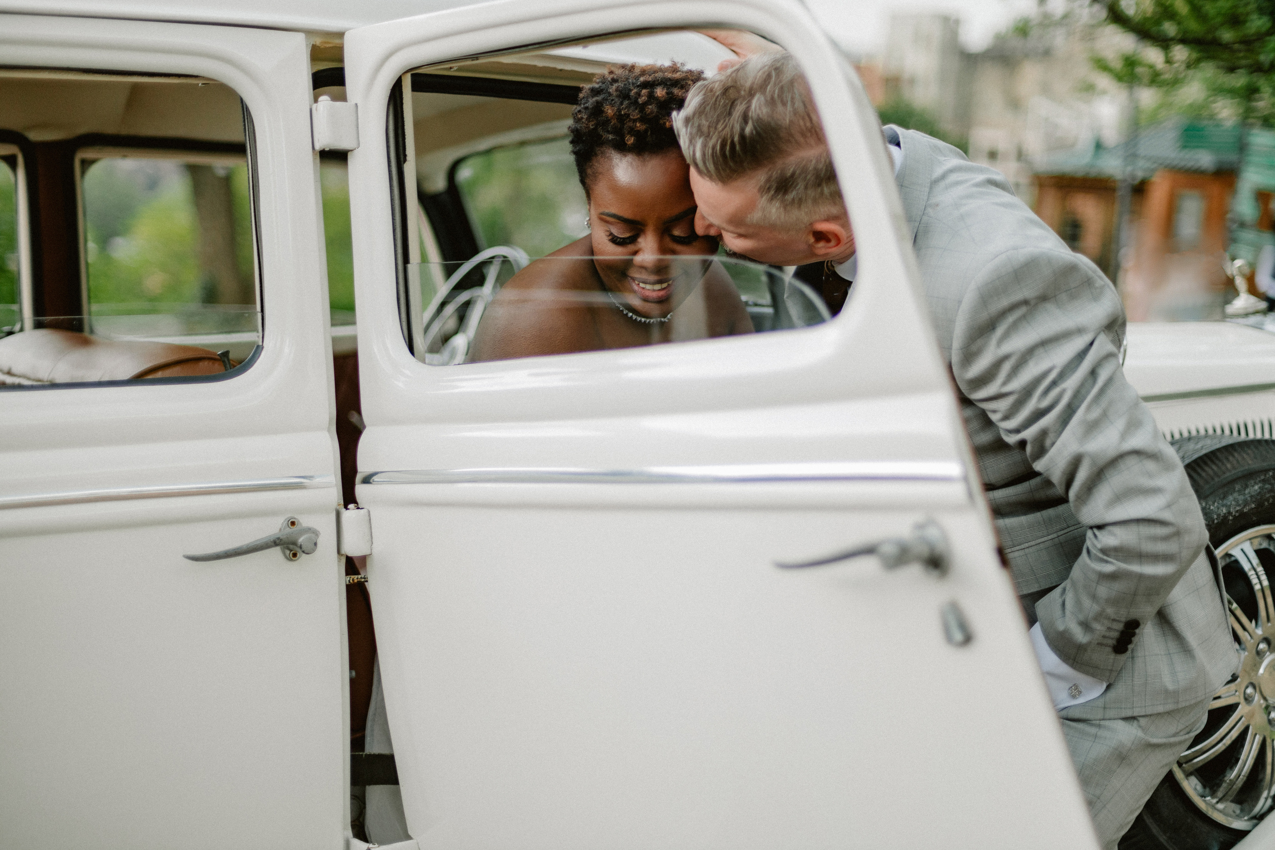 Muthoni & Christoffer. Photographer Anna Nazarenko