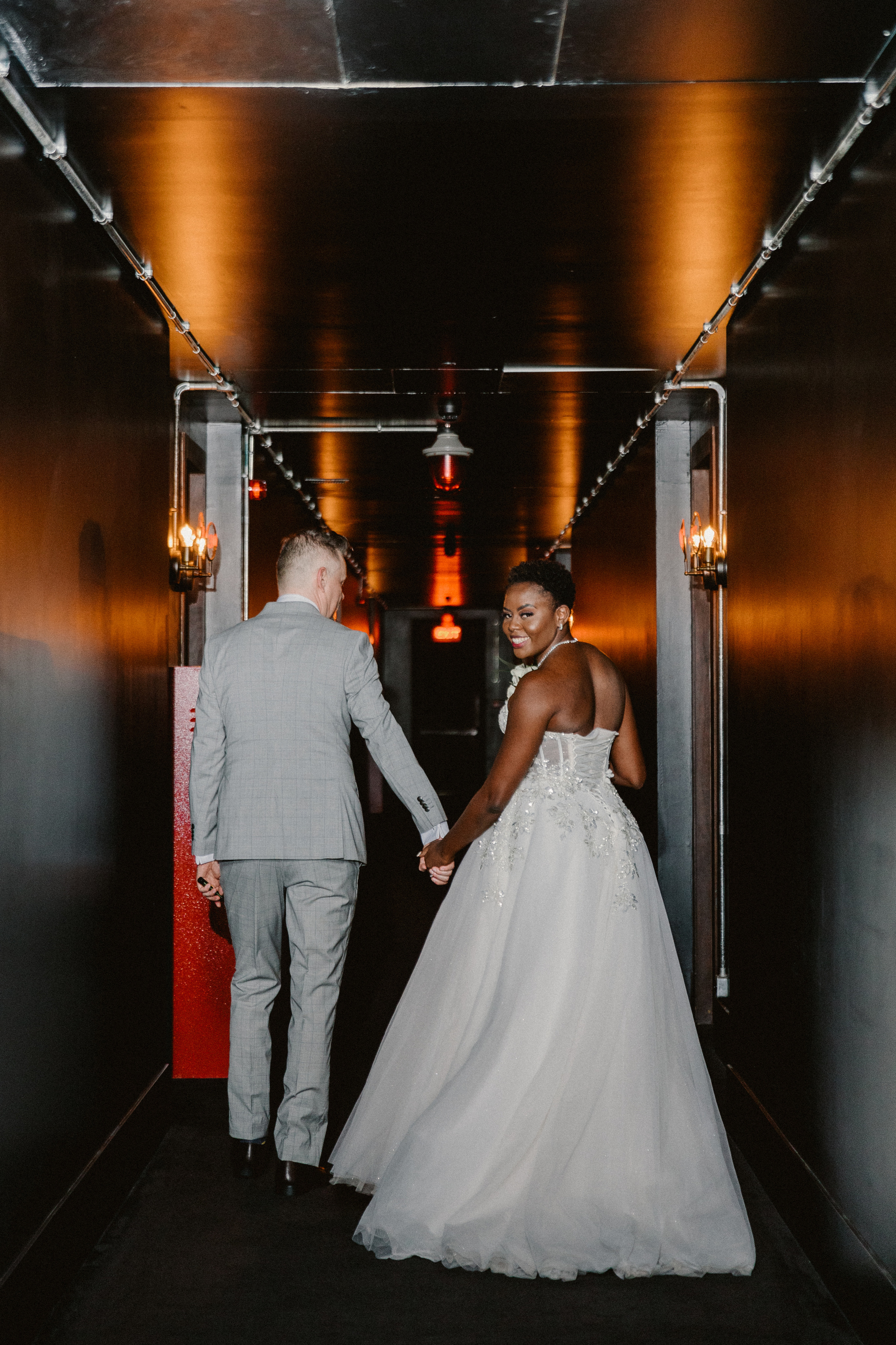 Muthoni & Christoffer. Photographer Anna Nazarenko