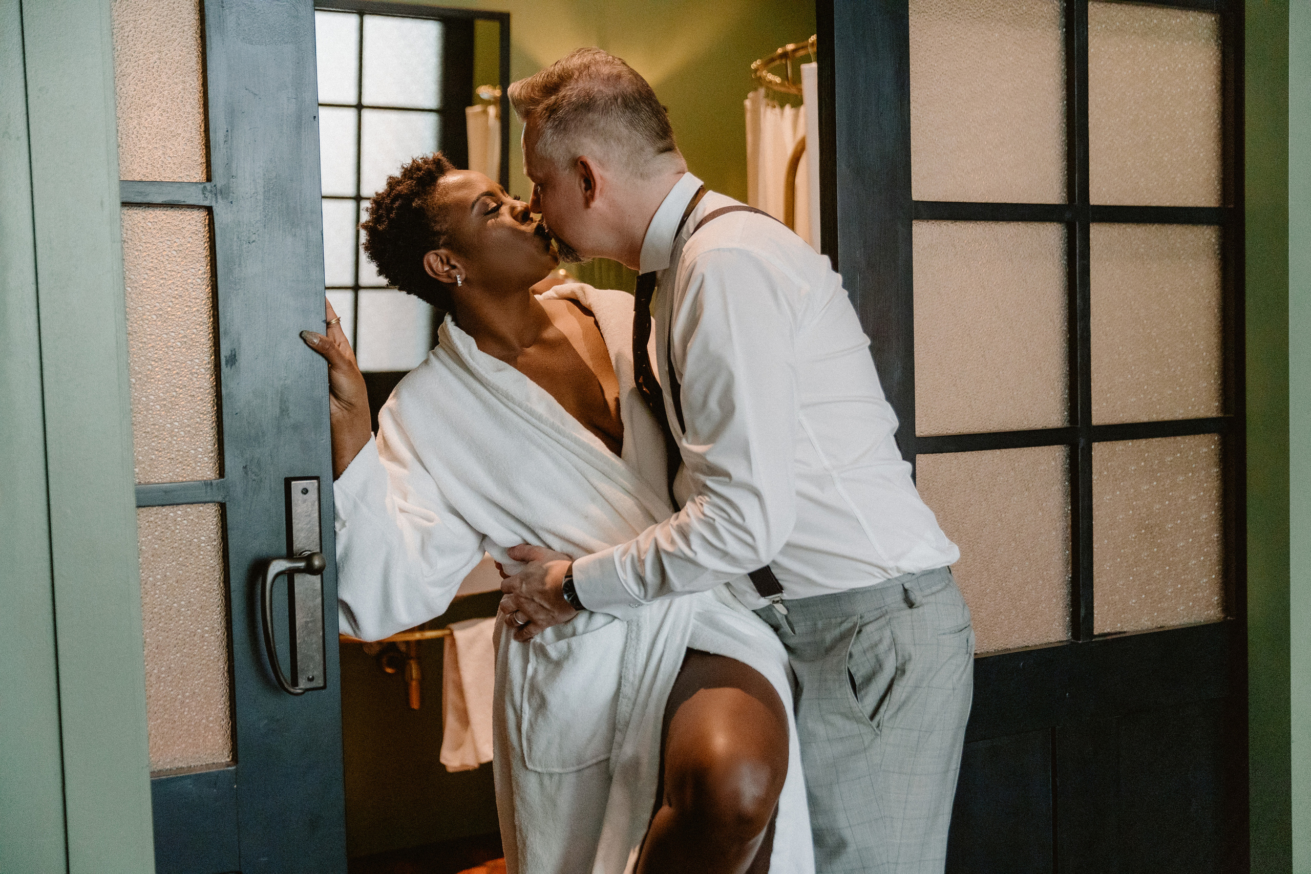 Muthoni & Christoffer. Photographer Anna Nazarenko