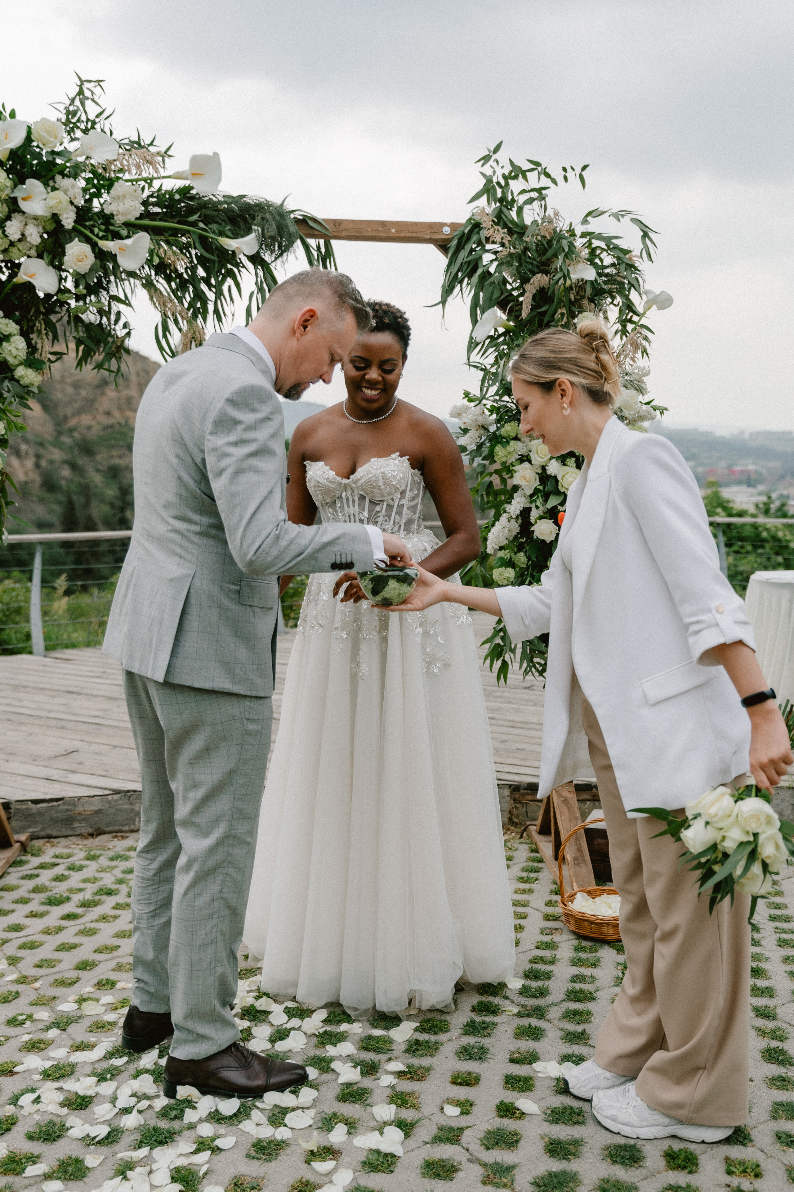 Muthoni & Christoffer. Photographer Anna Nazarenko