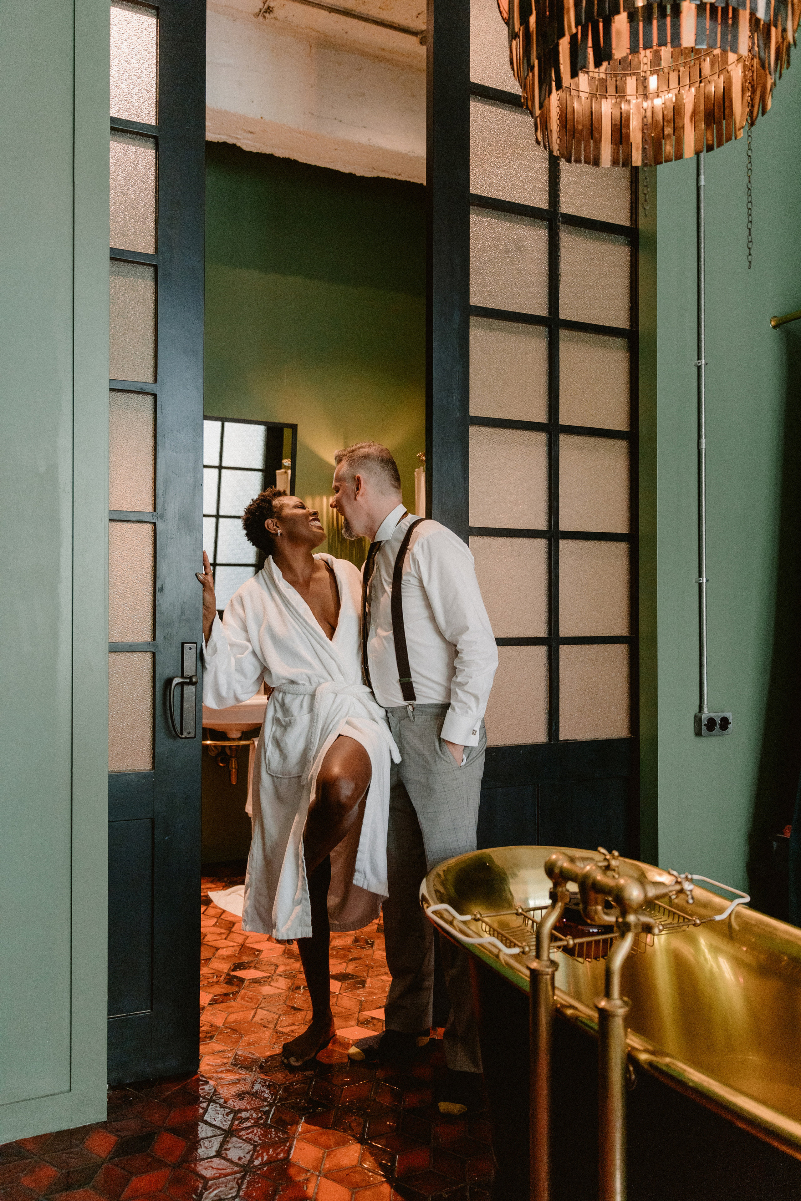 Muthoni & Christoffer. Photographer Anna Nazarenko