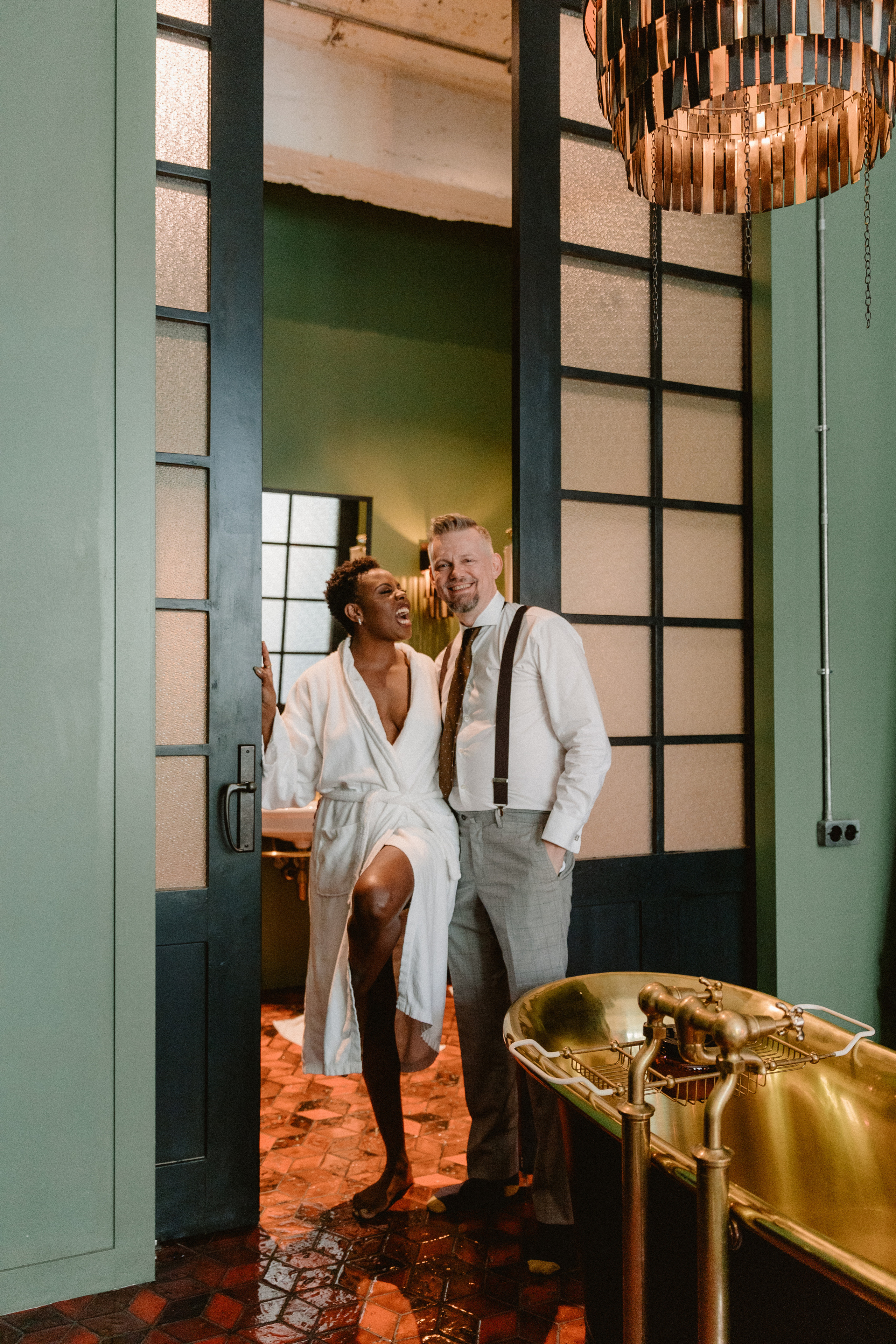 Muthoni & Christoffer. Photographer Anna Nazarenko