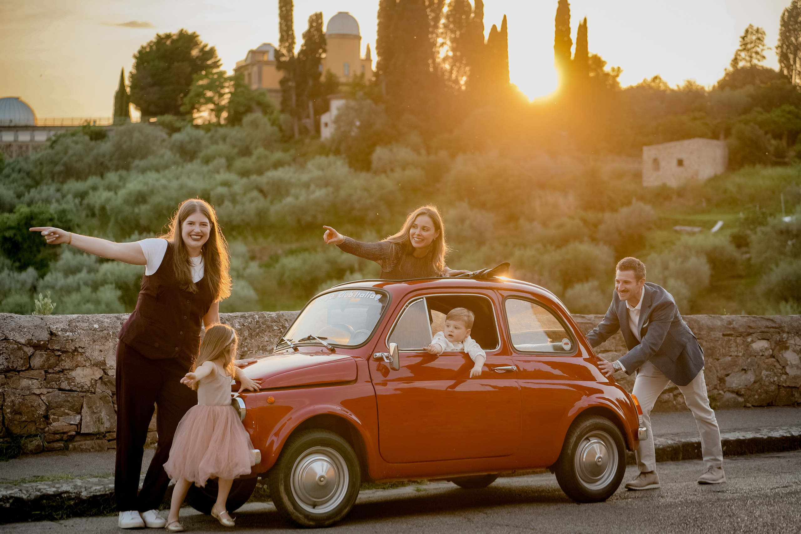 Jessica & Family. Wedding Photographer in Italy