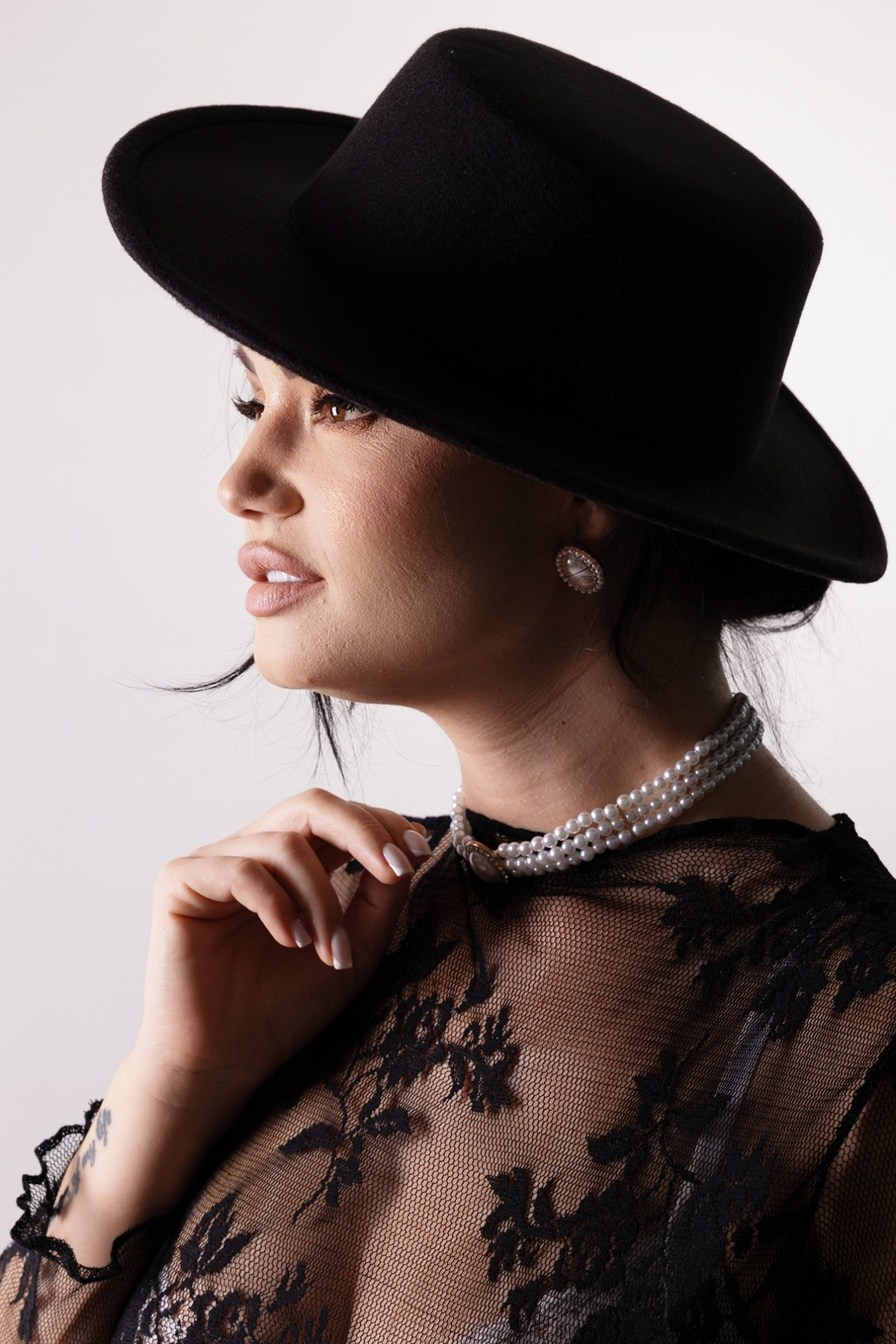 Mona. Portrait and Family Photographer in Netherlands