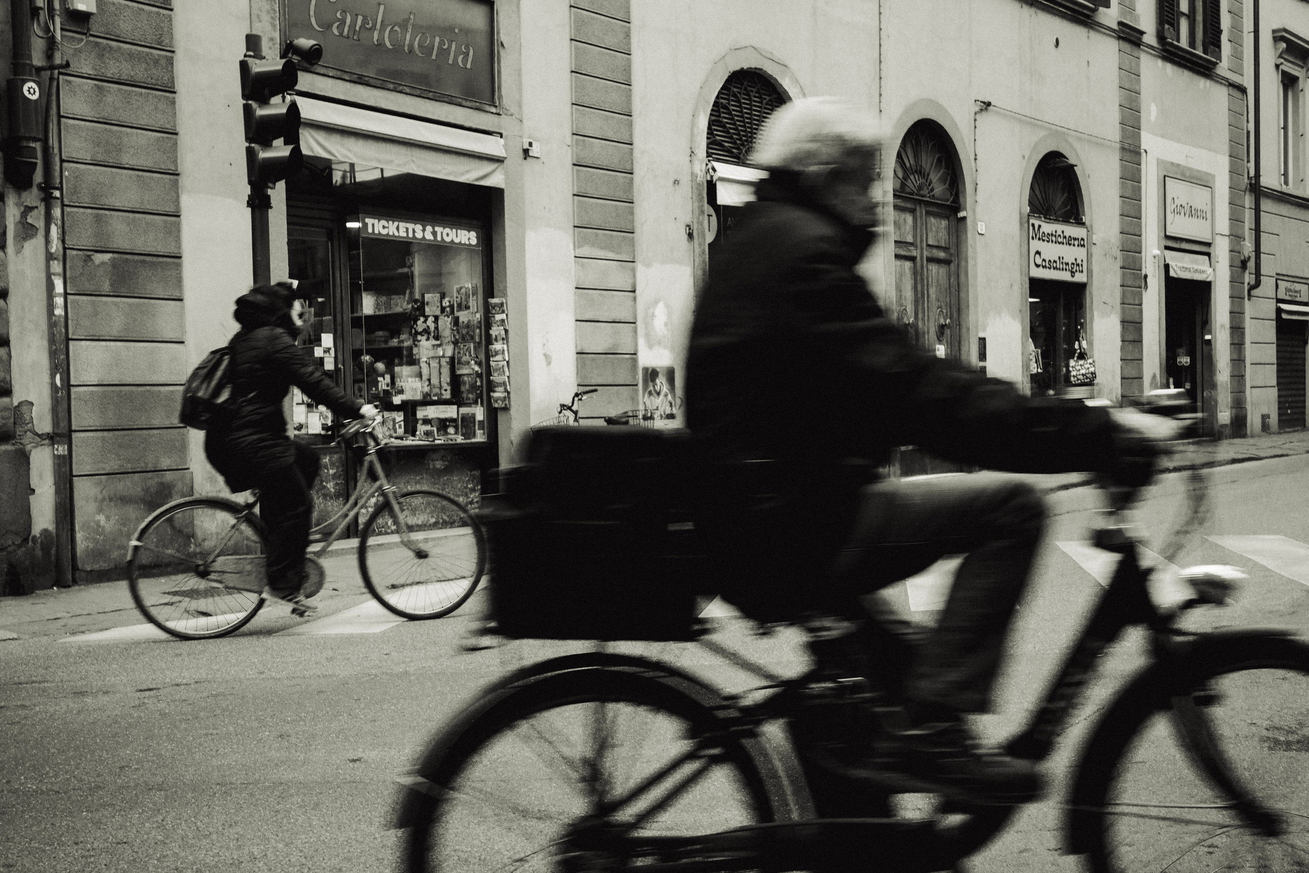 Street. Maria Sher. Professional photographer from Porto, Portugal