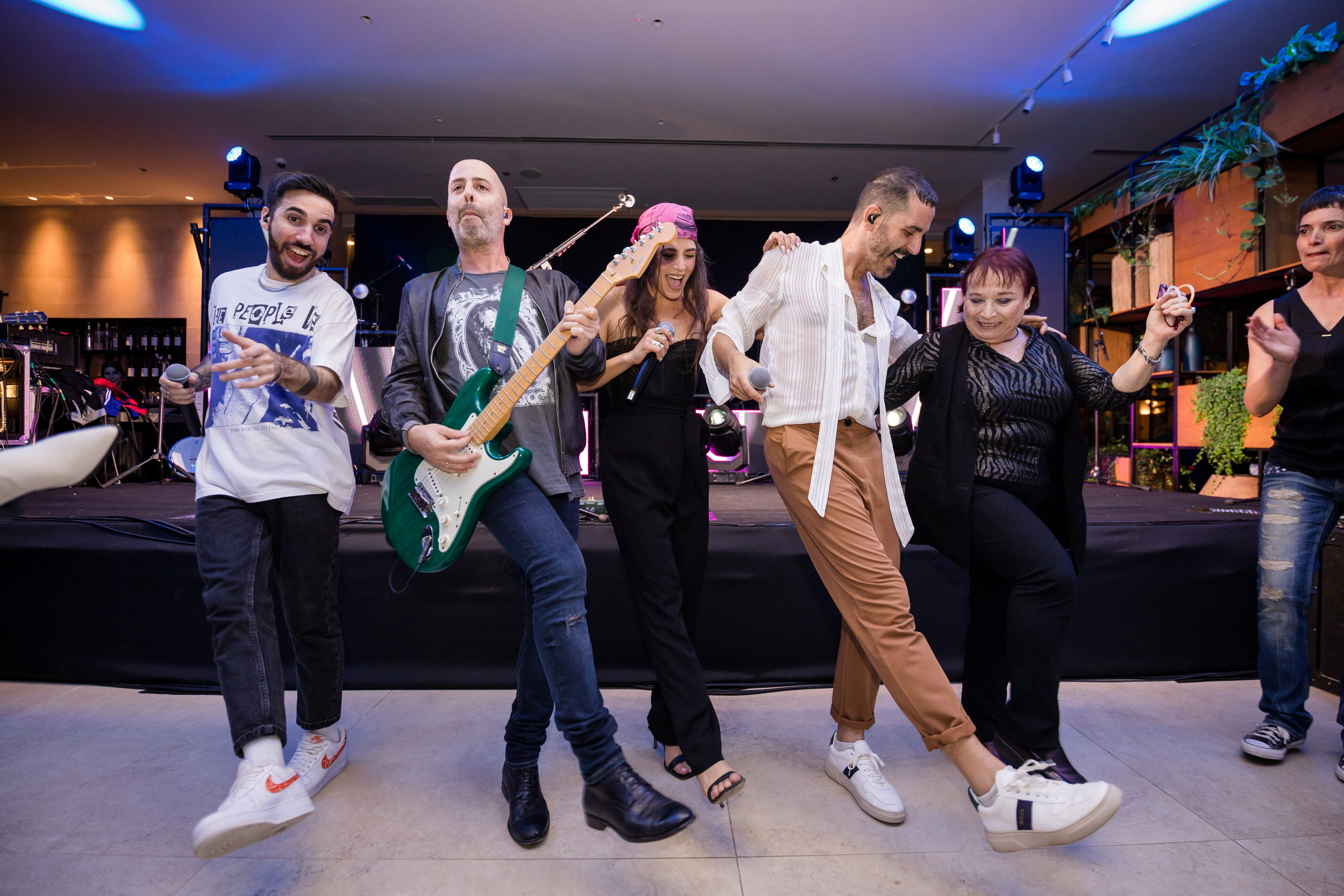 Pfizer. AMIR BUCHNIK PHOTOGRAPHER